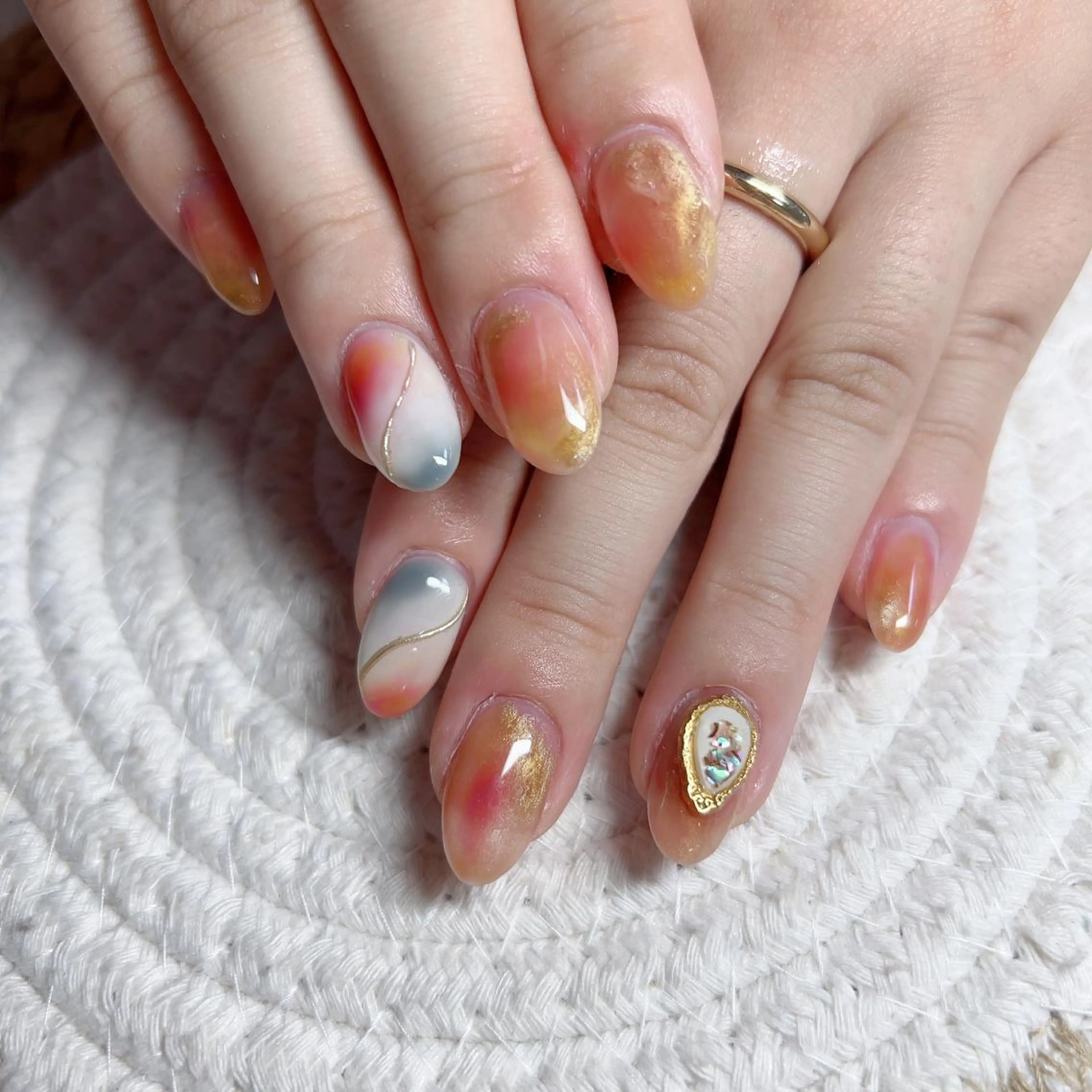 ネイル ハンドネイル M🌷nail 長さだし専門店のネイルデザイン