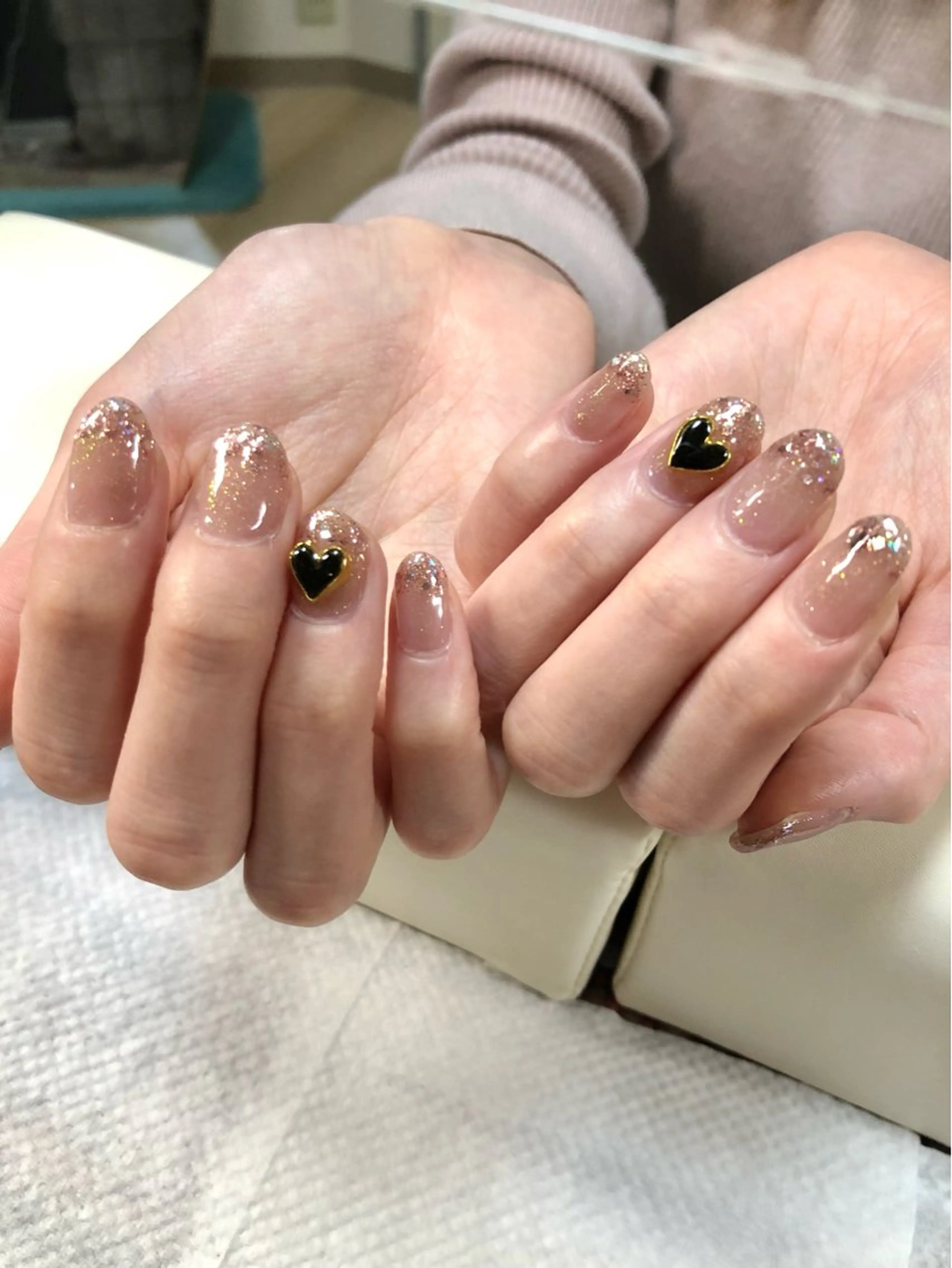 ネイル ブラウン グラデーション キラキラネイル ラメ(グリッター) ラメグラデーション ハンドネイル salon *meehoのネイルデザイン