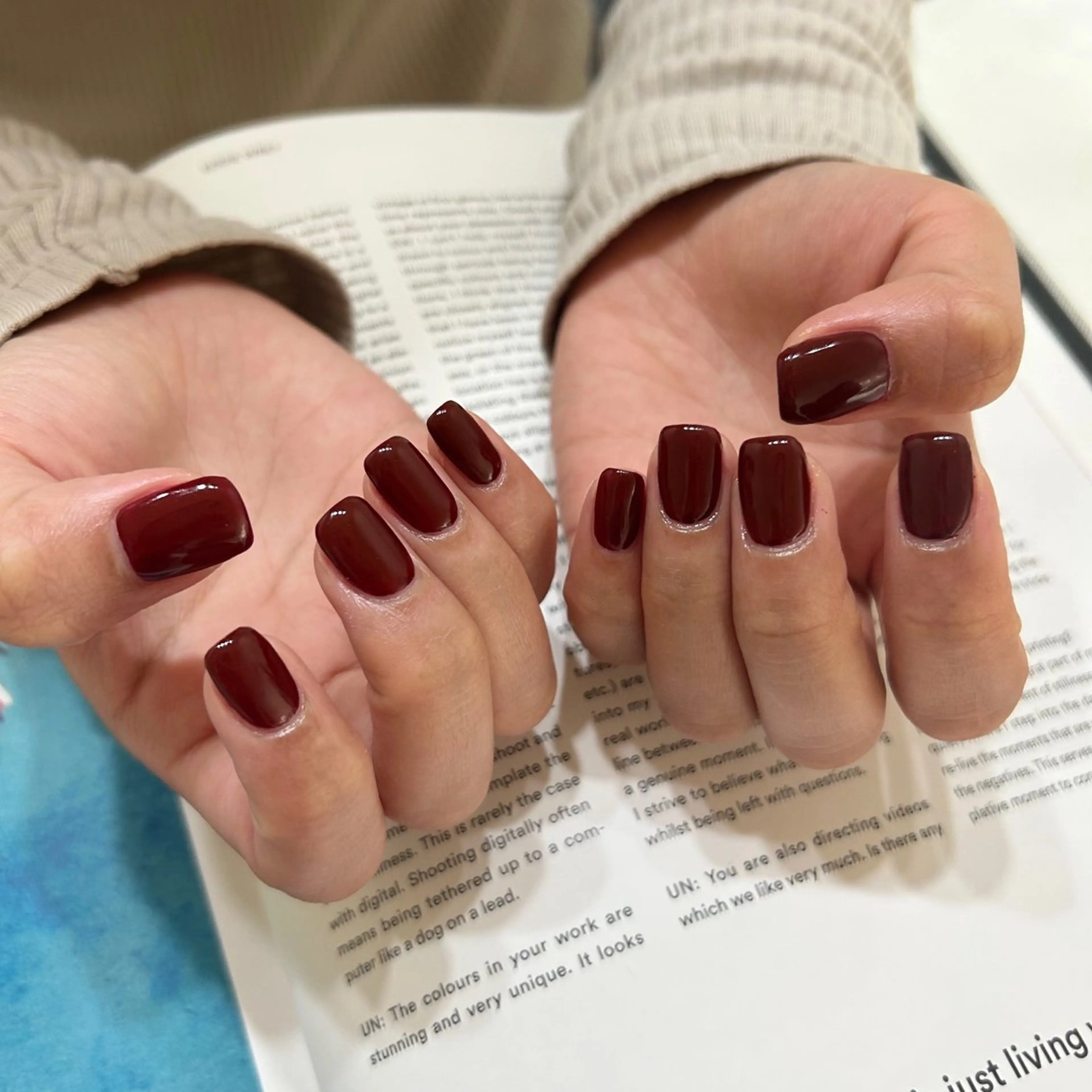 ネイル ブルー フットネイル ジェルネイル キラキラネイル 韓国ネイル RooM -mizuki-のネイルデザイン