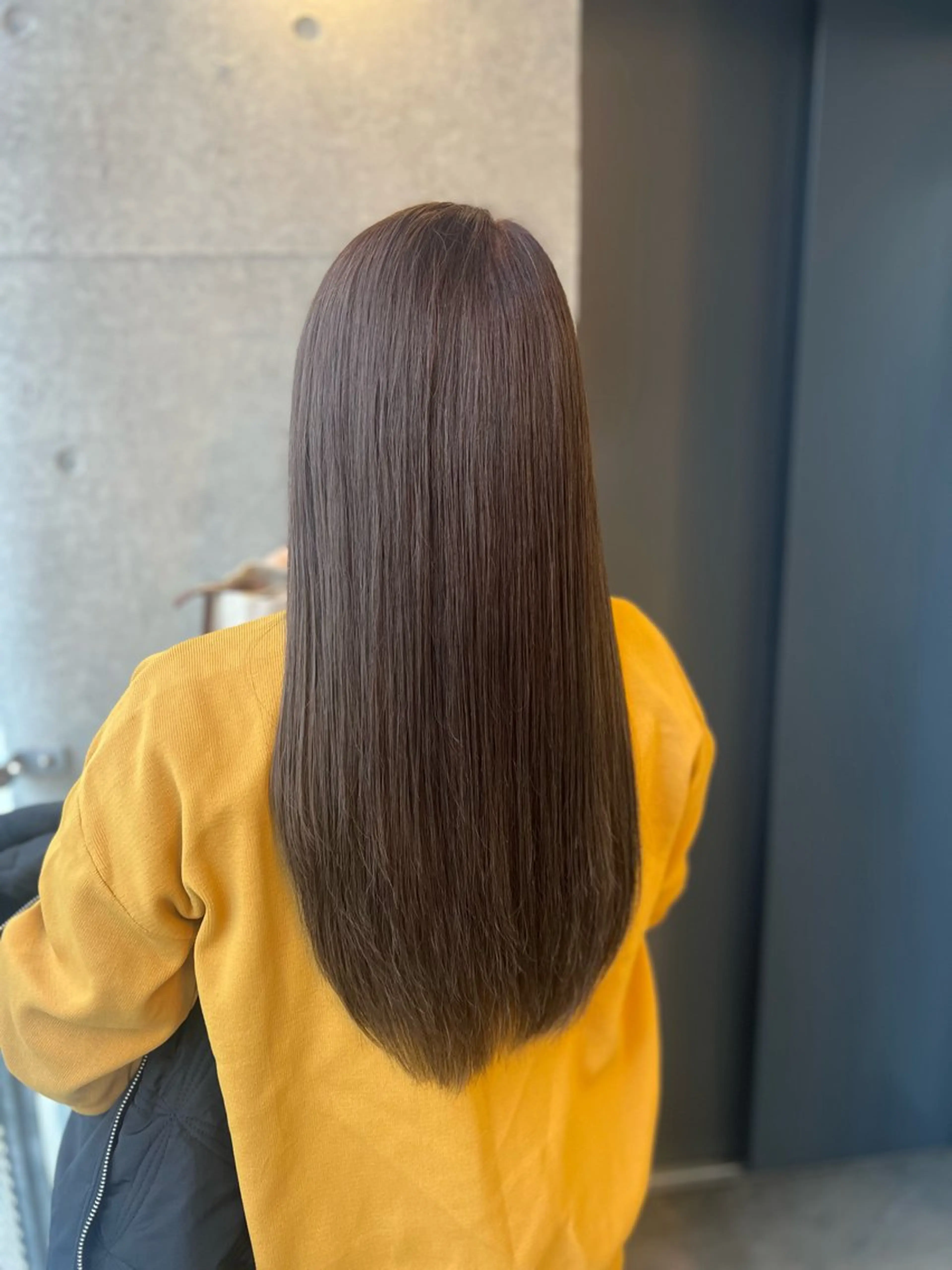 ロング カラー ブリーチ グレージュ ハイトーンカラー エクステ ヘアカラー ＤＥＳＴ所属・吉野 瑳桜のヘアスタイル