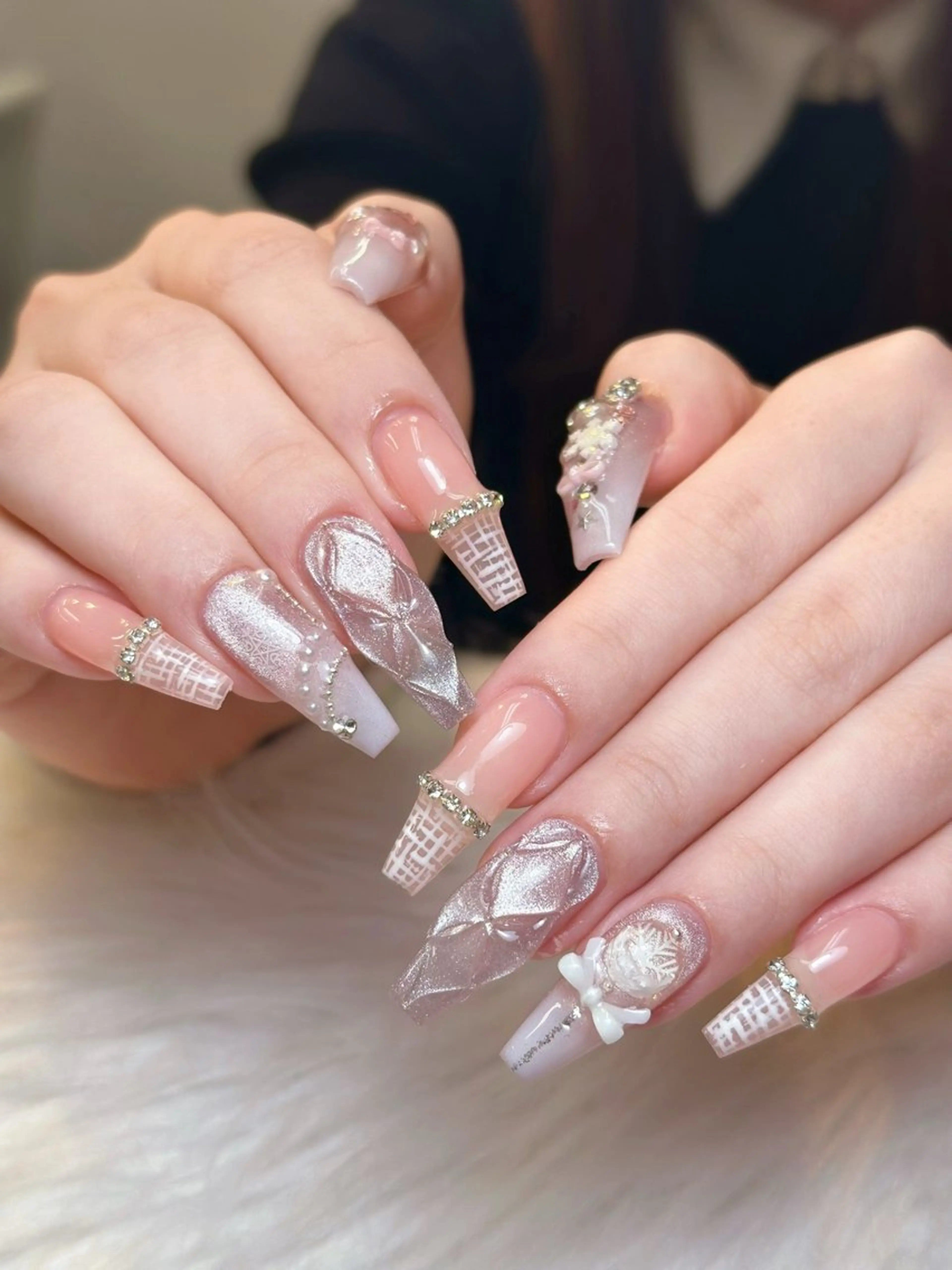 ネイル アートネイル 成人式 ジェルネイル ニュアンスネイル 夏ネイル ハンドネイル Nienail_ Luxeのネイルデザイン