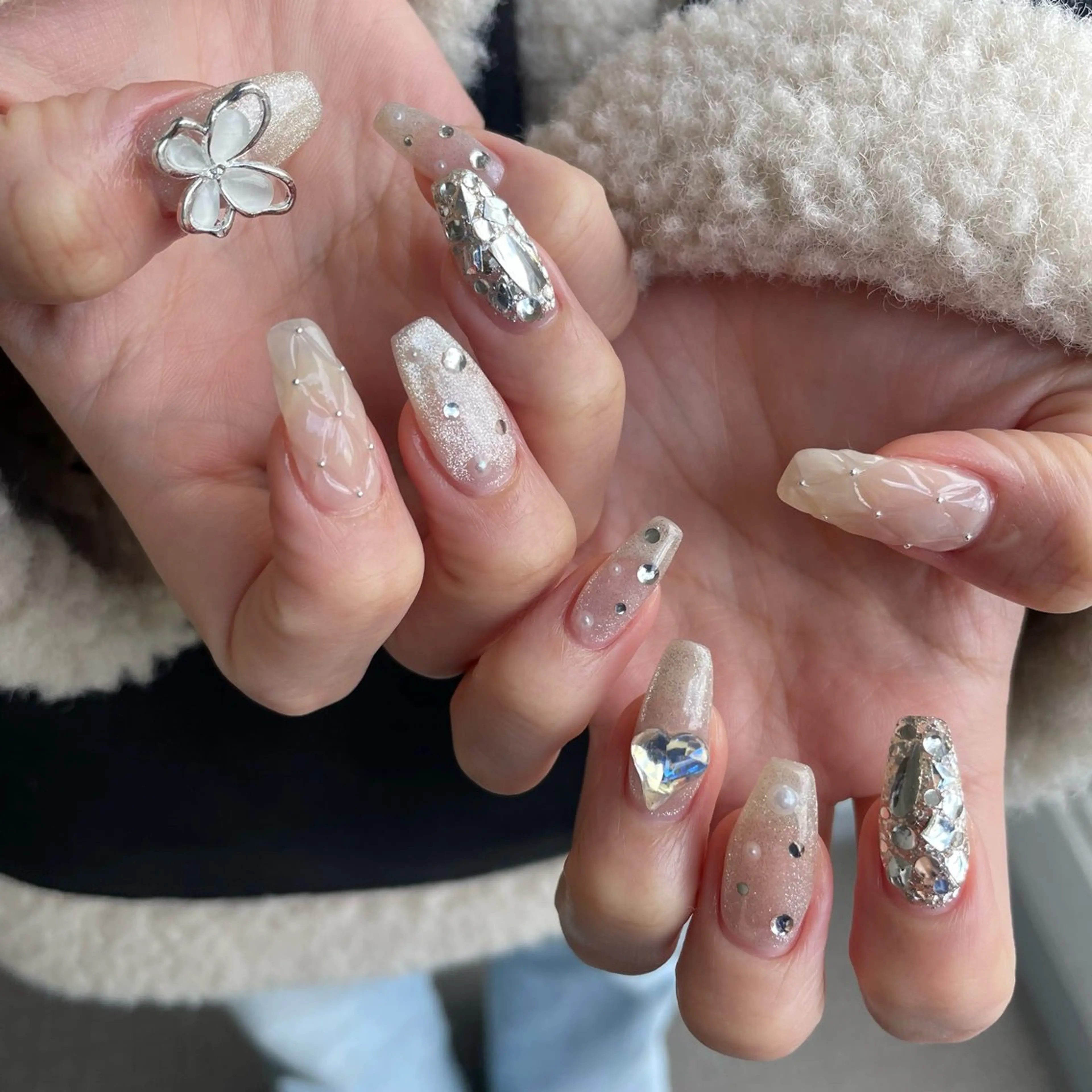 ネイル ハンドネイル カメレオン京橋🌻 草葉由佳のネイルデザイン