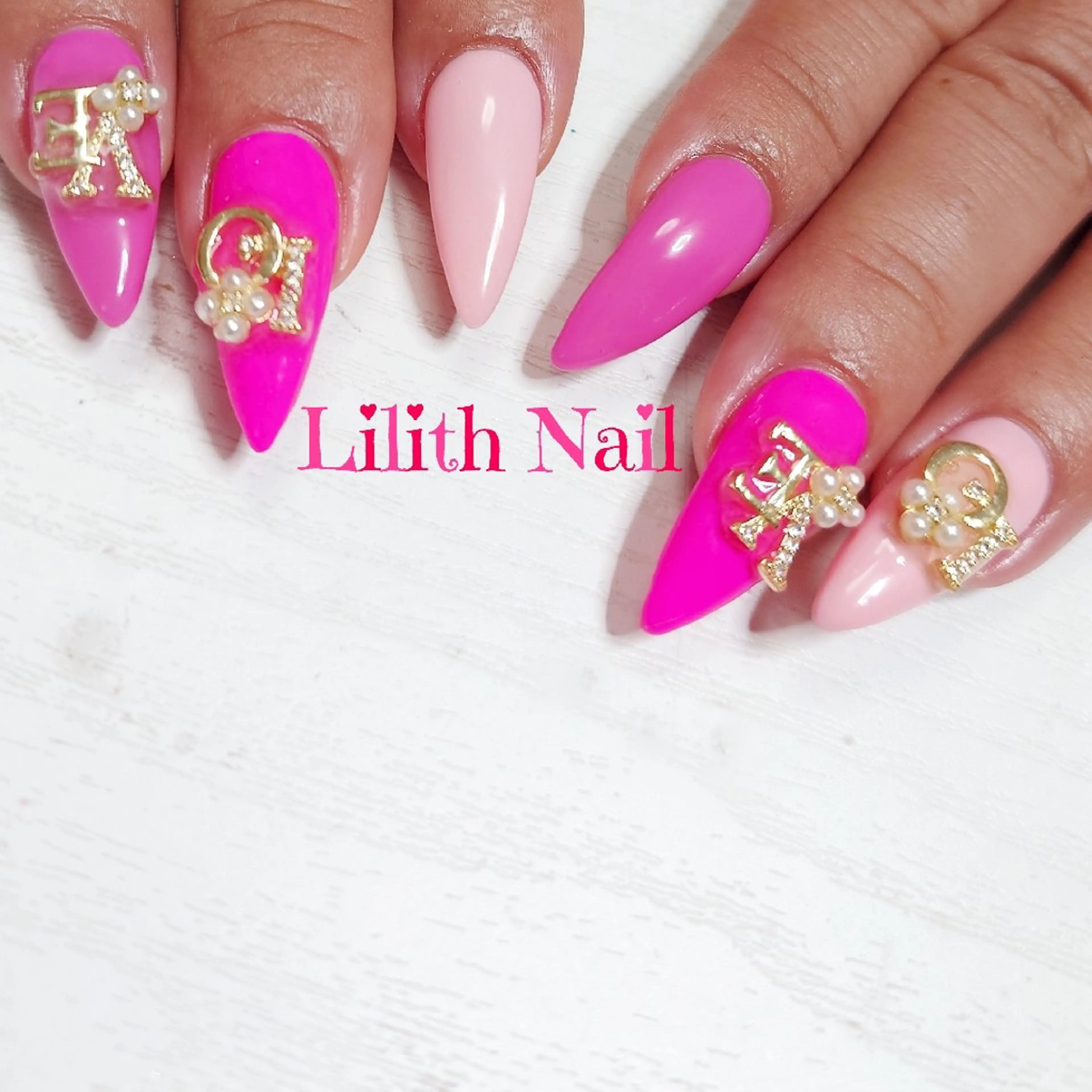 ネイル 持ち込み ハンドネイル Lilith Nailのネイルデザイン