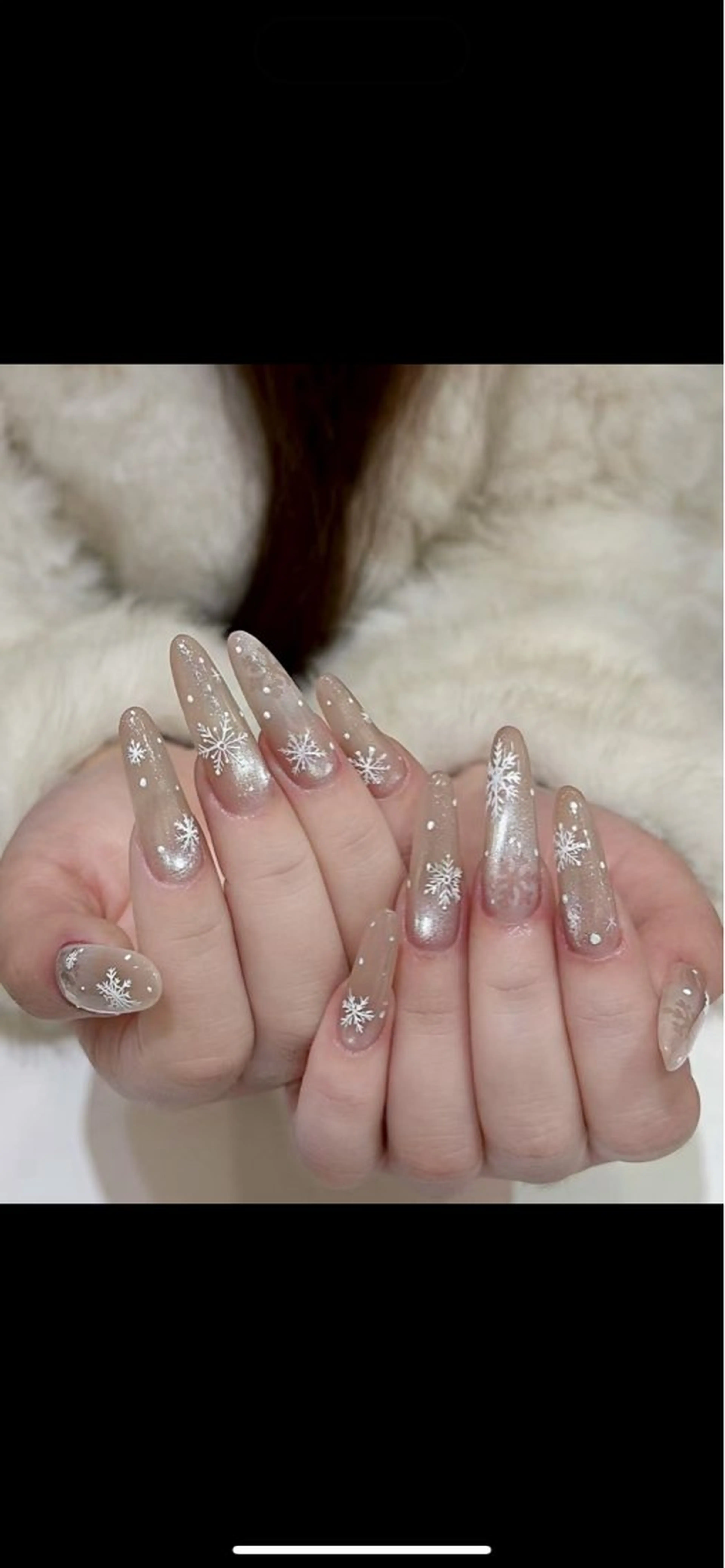 ネイル キラキラネイル ロングネイル ホワイト 冬ネイル ハンドネイル リセス 高田馬場💎のネイルデザイン