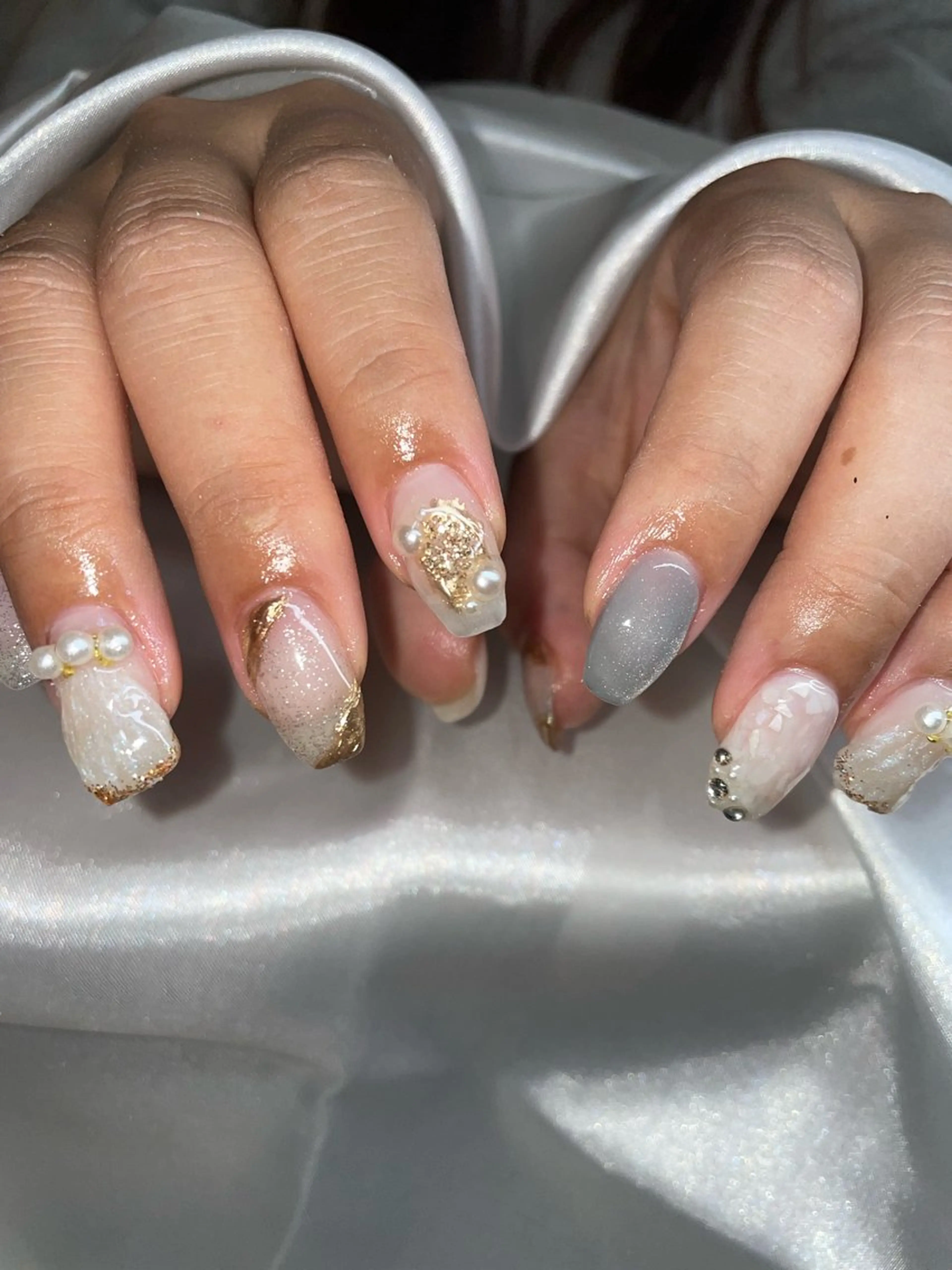 ネイル アートネイル ラメ(グリッター) ワンカラーネイル シンプルネイル 春ネイル ハンドネイル ulu🌼 nanaのネイルデザイン