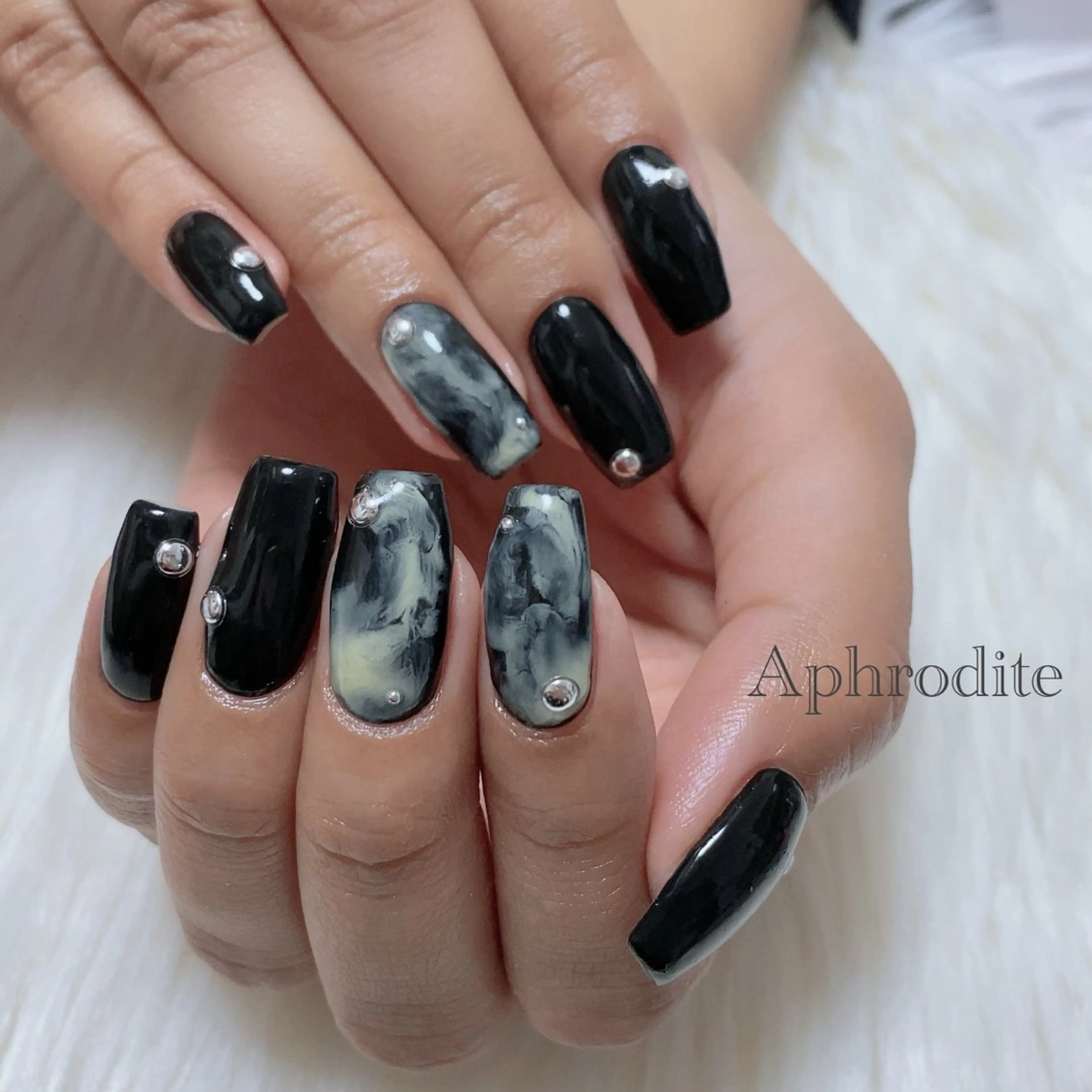 ネイル Aphrodite パラジェル認定サロンのネイルデザイン