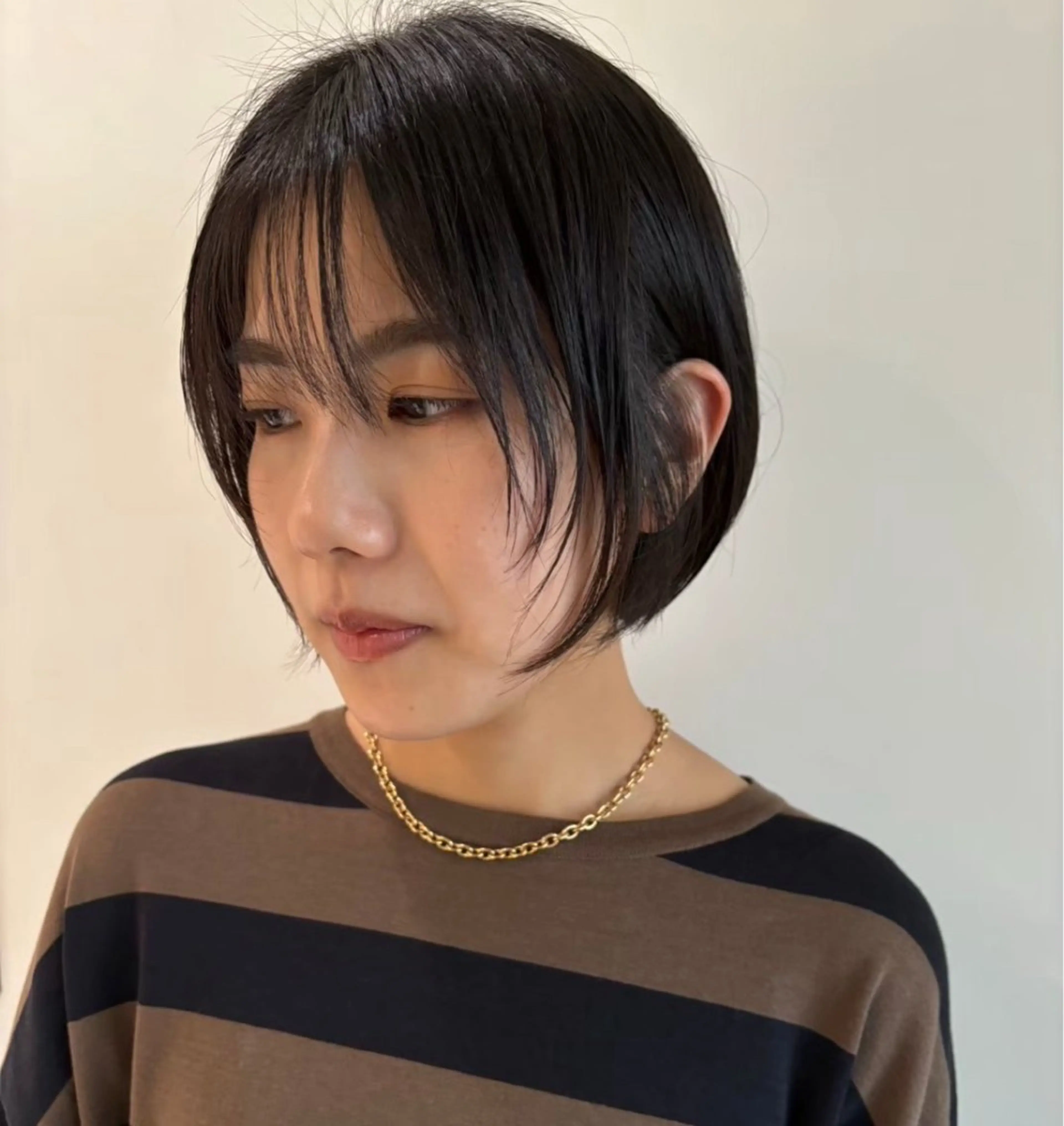 ショート アオイ/透明感カラー レイヤー🌙のヘアスタイル