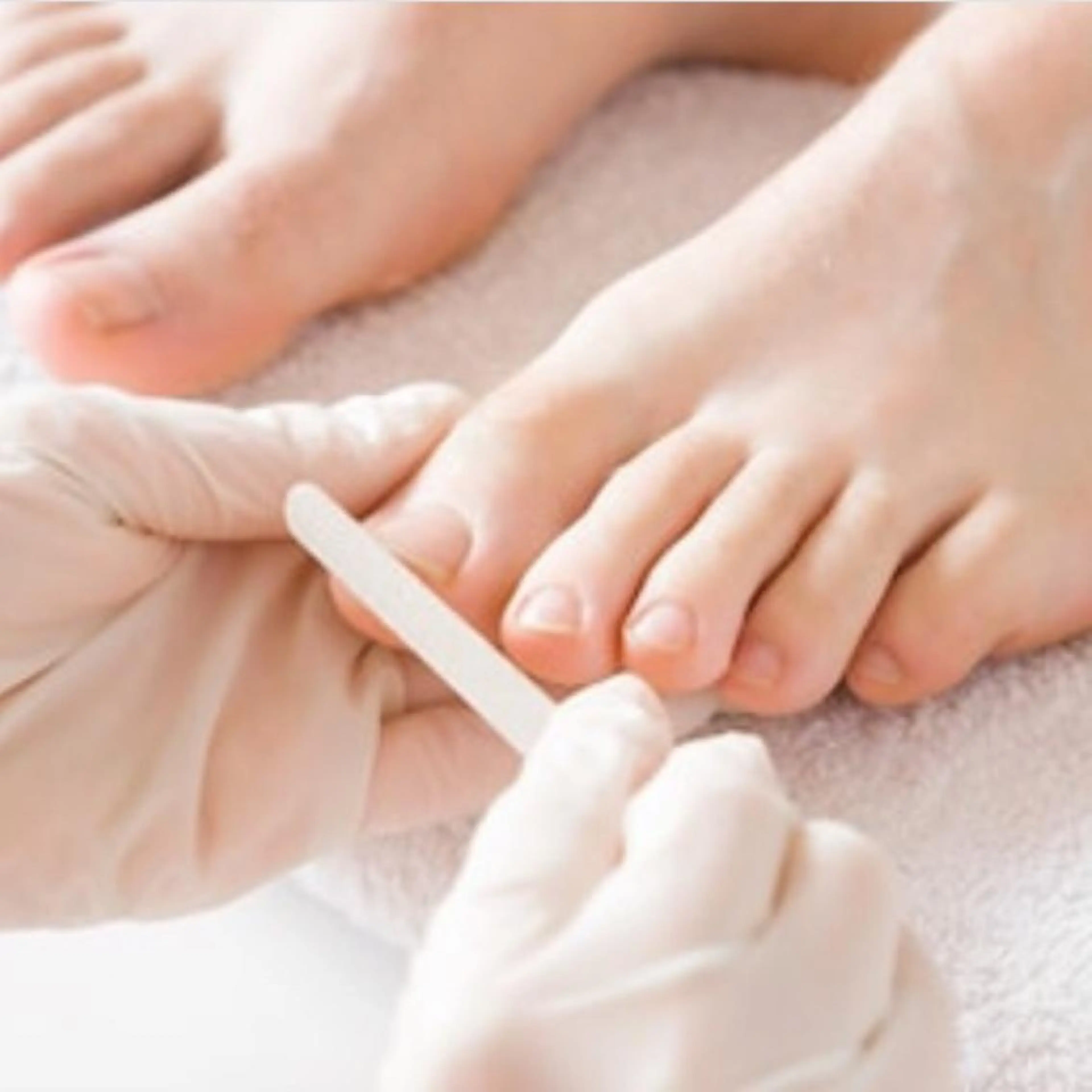 【爪ぴっかぴかコース‼️】🩰◝✩🦶✨️✨️✨️〈40分〉甘皮 つめケア 爪角質 ツヤツヤ✨️の写真