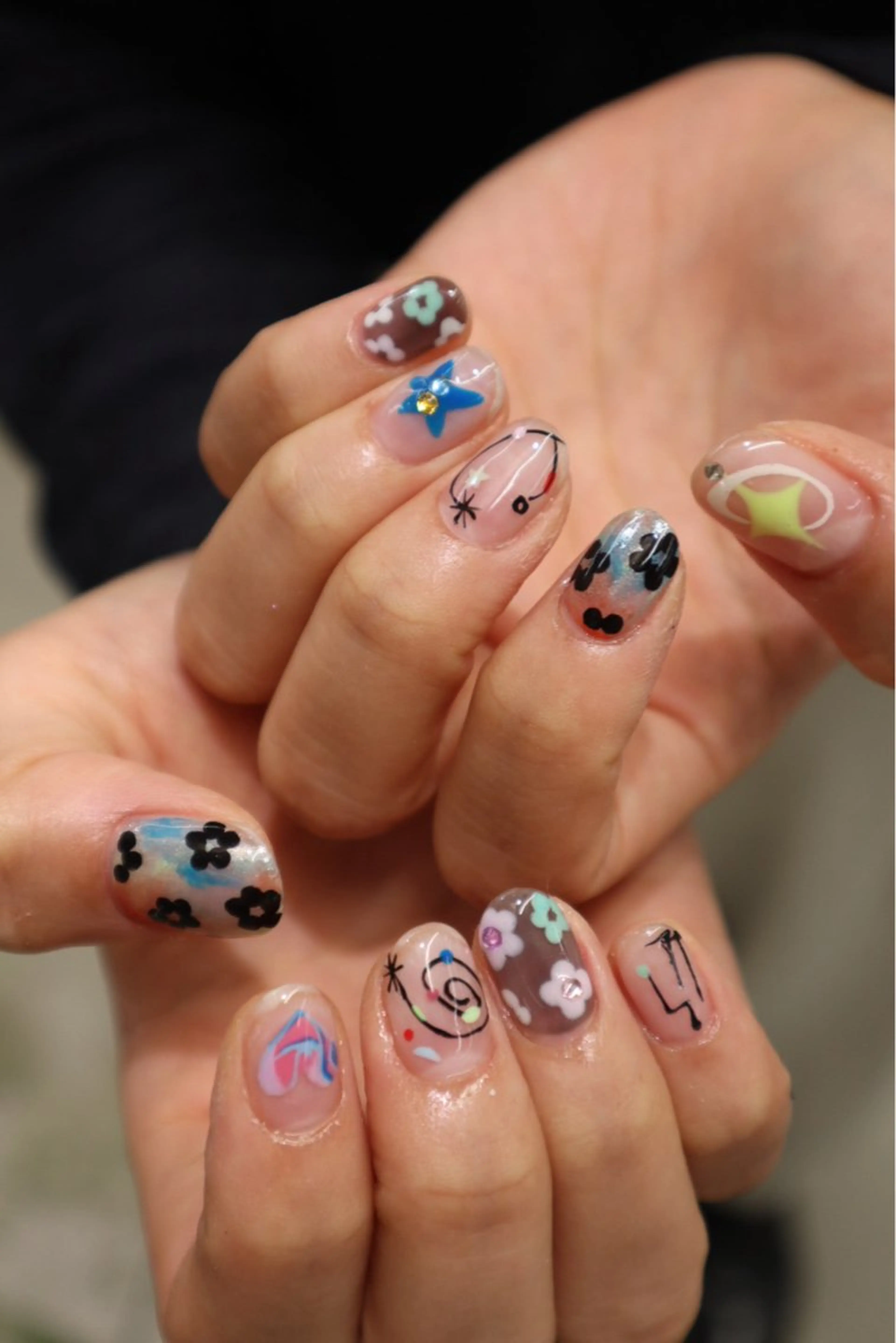 ネイル クリアネイル ハンドネイル chika ／ nailのネイルデザイン