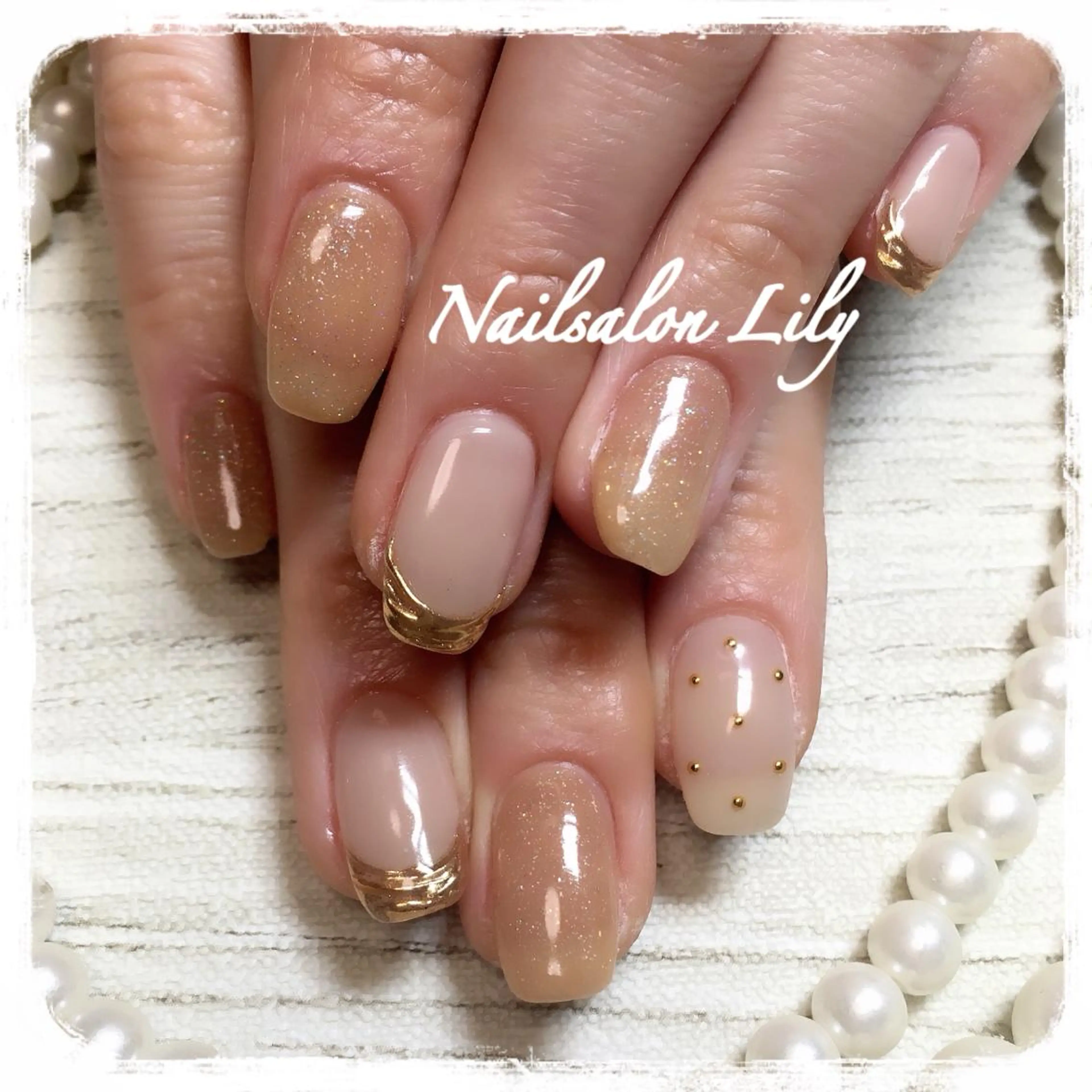 ネイル シンプルネイル Lily*nail 🌻Mii🌻のネイルデザイン