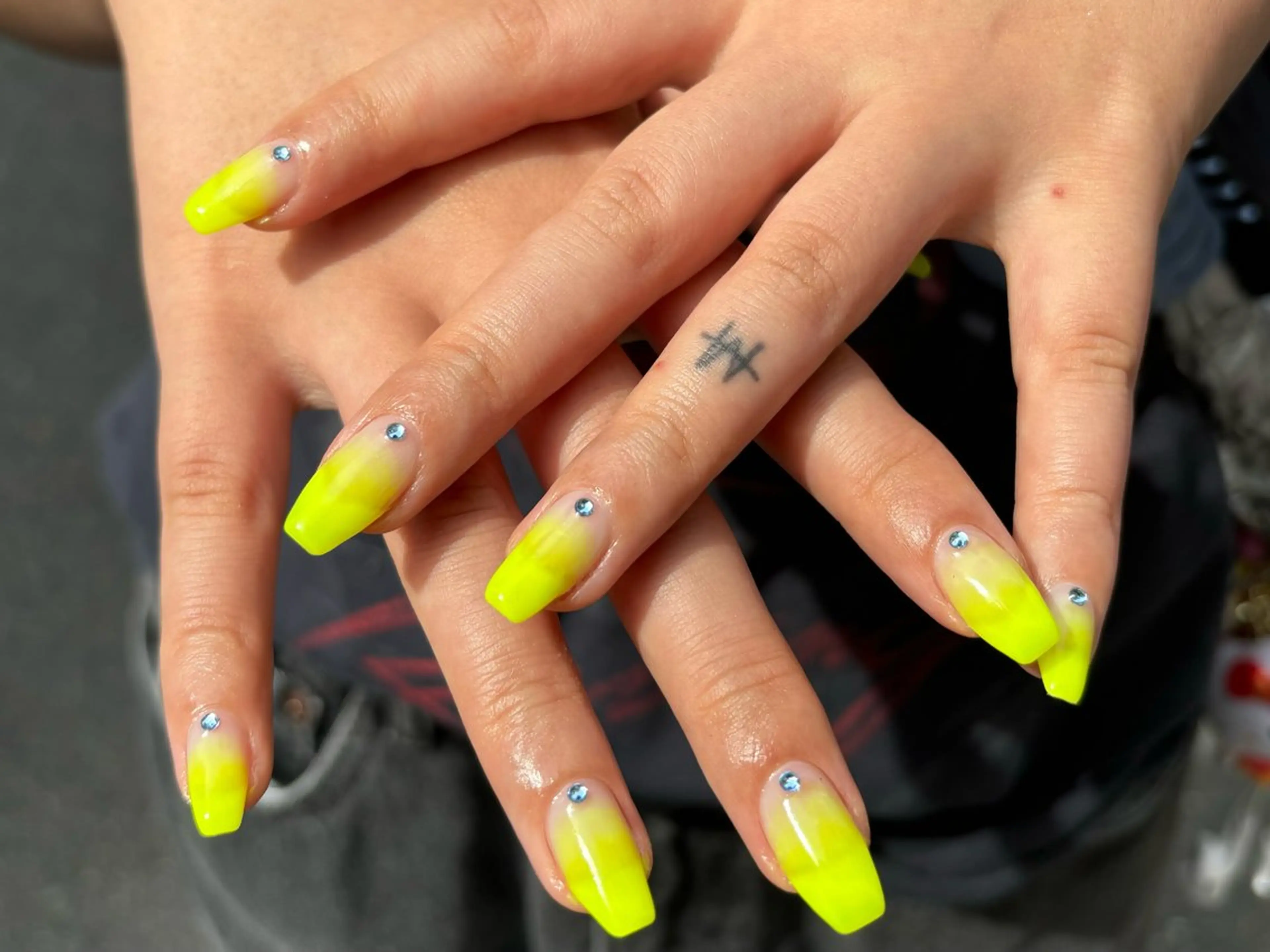 ネイル Queen所属・伊藤 梨恋のネイルデザイン