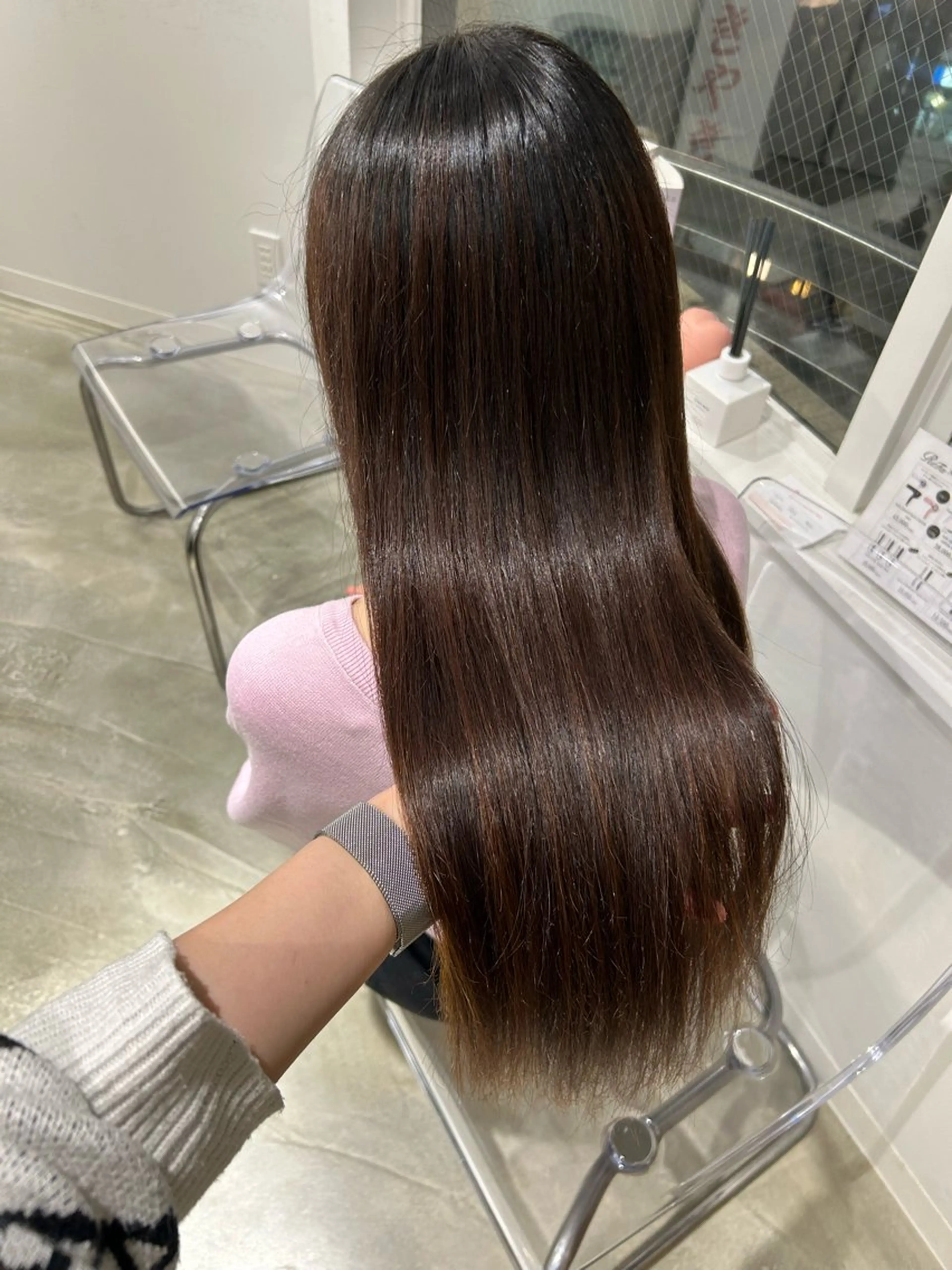 条件あり⚠️鎖骨下〜胸下までのレングスの方限定ストレート+カットの写真