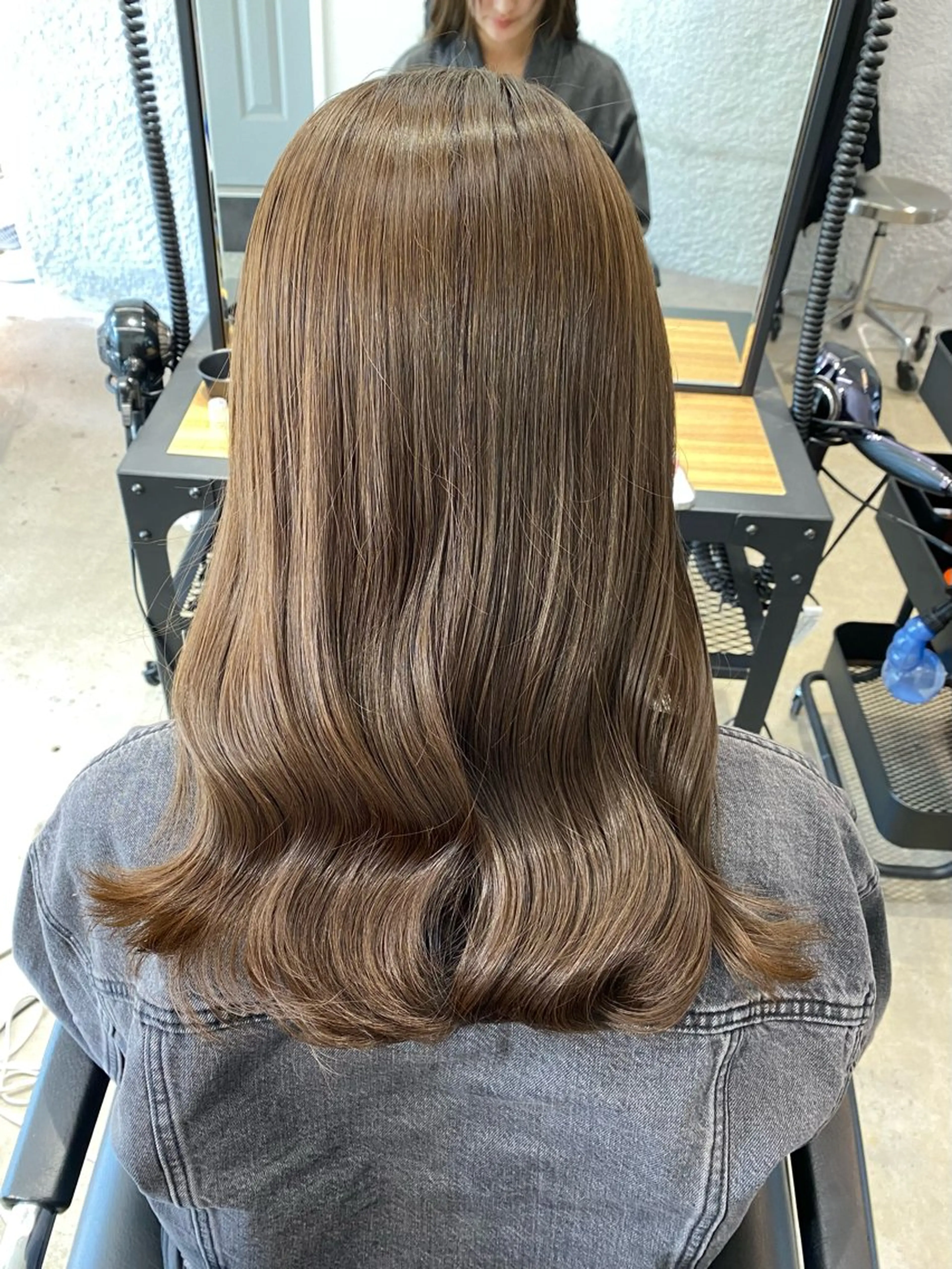 ロング カラー ブラウンカラー カットの天才？？山口 瑳未のヘアスタイル