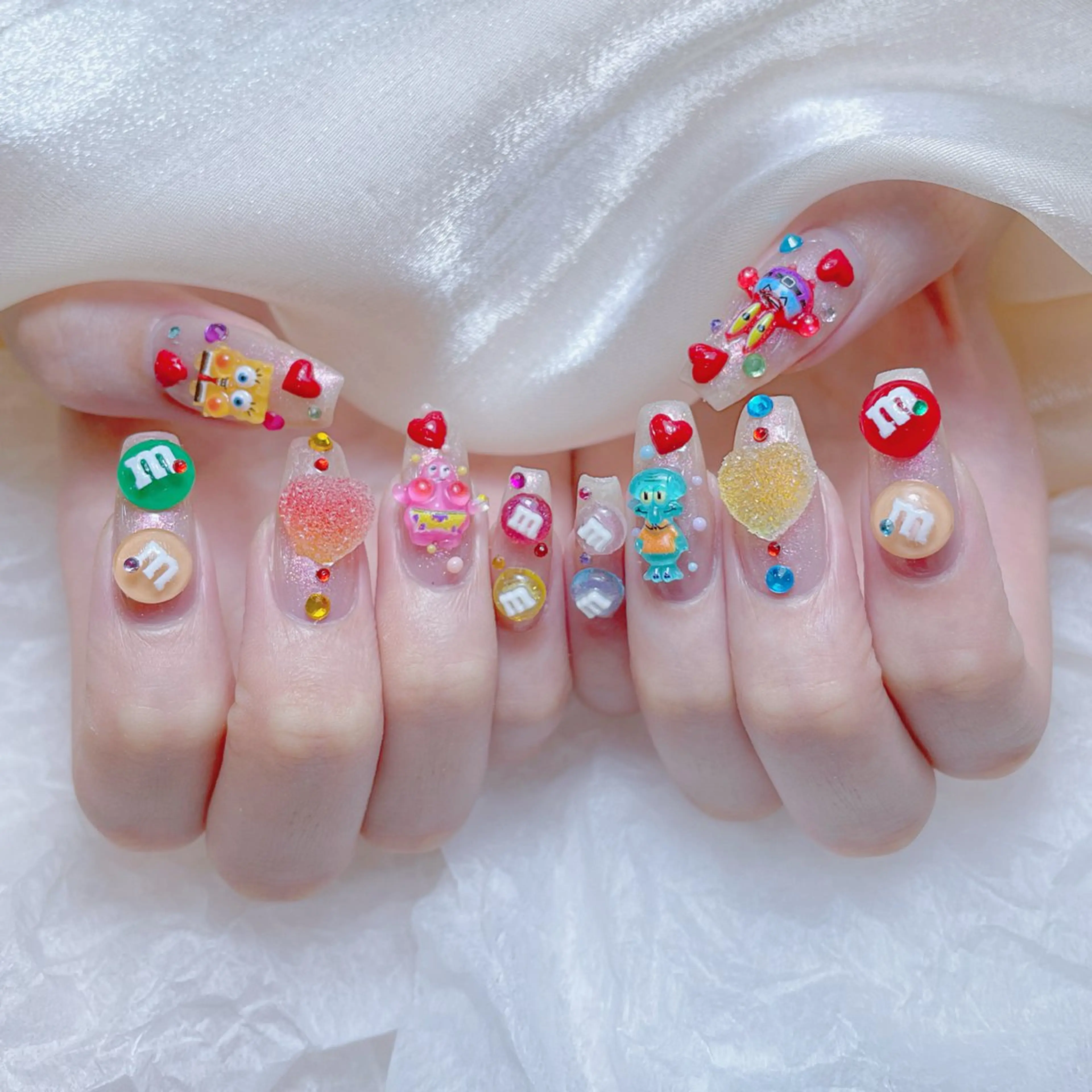 ネイル ハンドネイル 💅ネイル✨ プリンセスのネイルデザイン