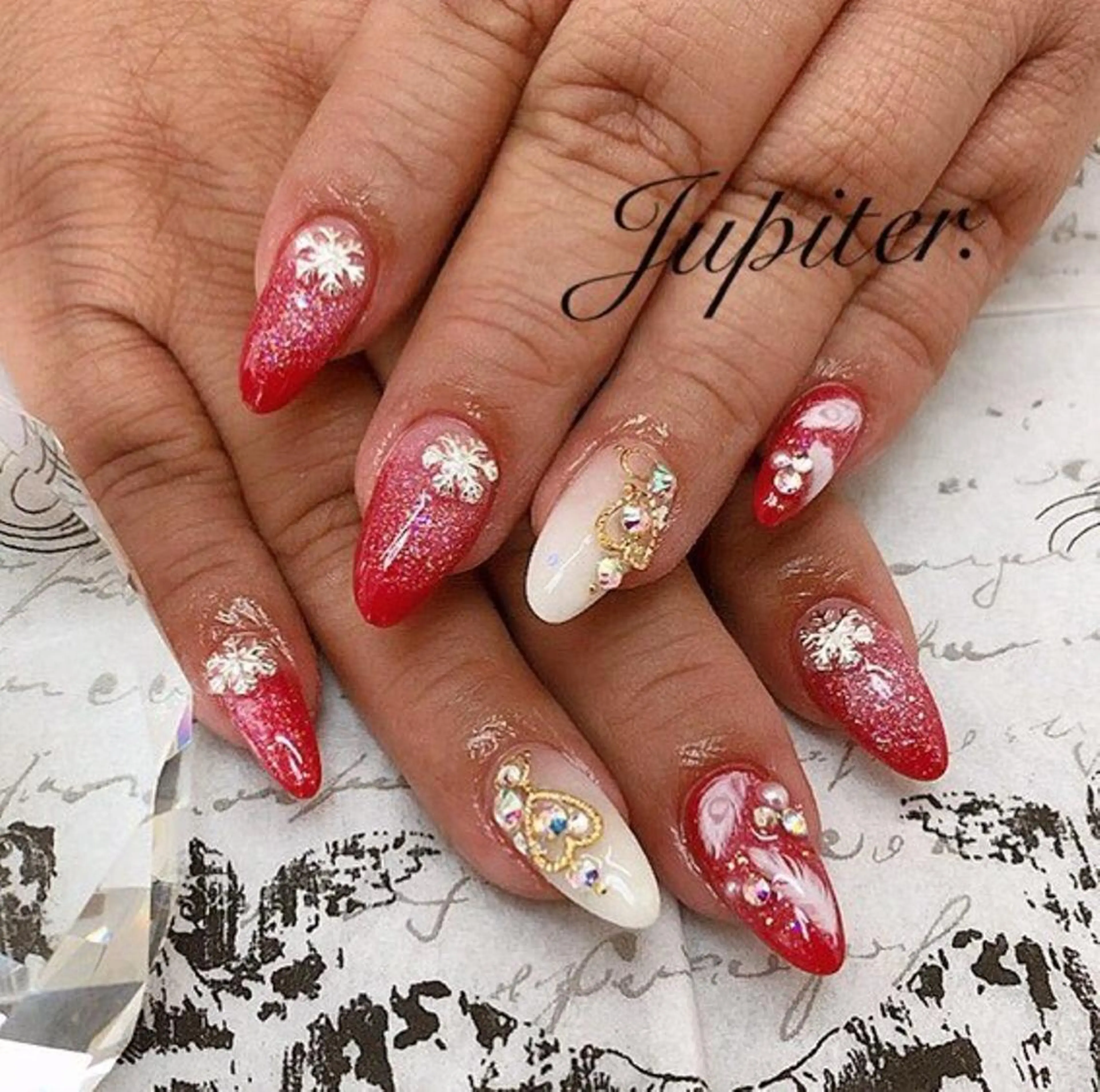 ネイル グラデーション ハート PrivateSalon Jupiter所属・Jupiter .のネイルデザイン