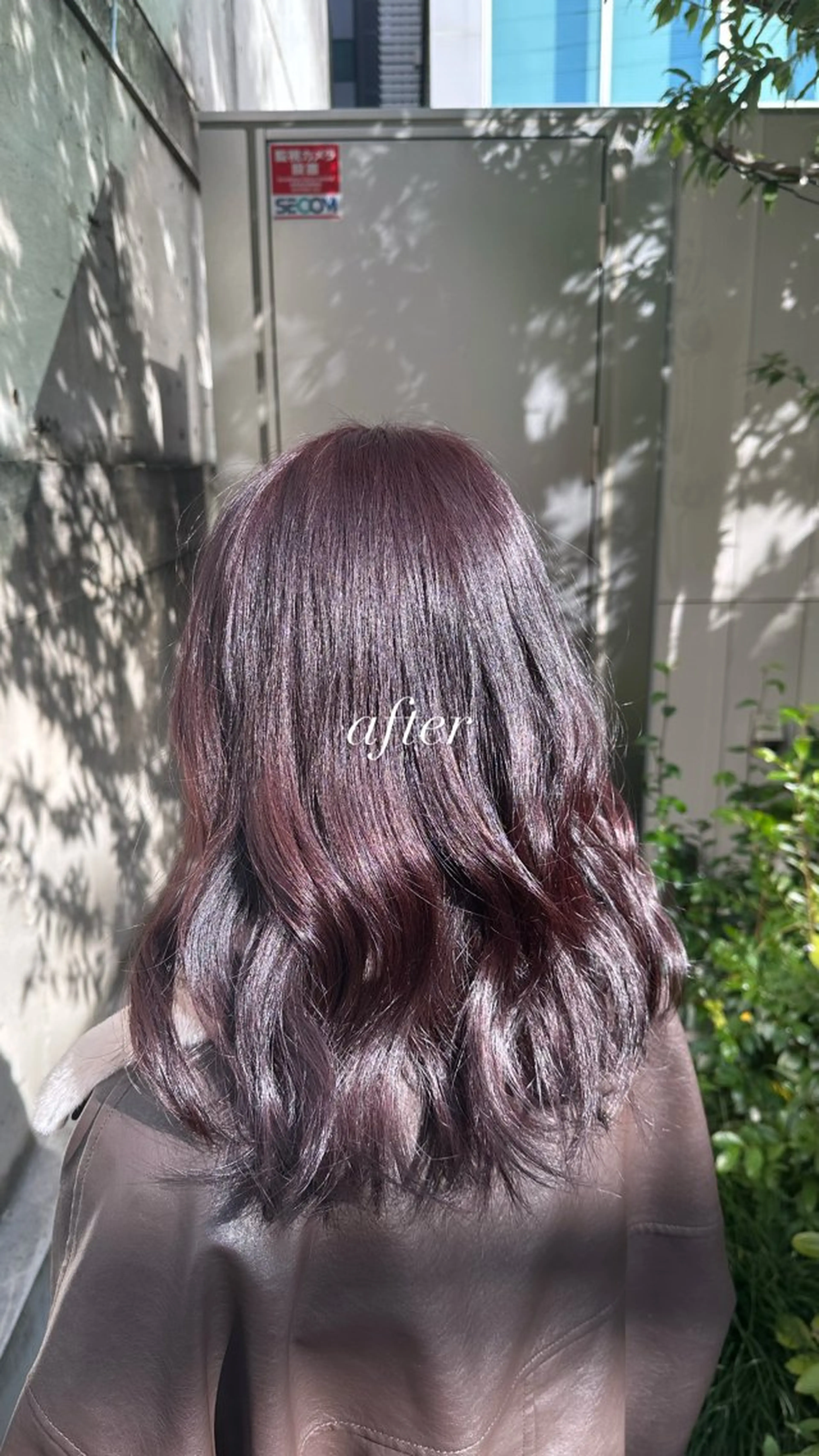 ミディアム パープルカラー ❀ 浜 ❀ 前髪・顔周りのヘアスタイル