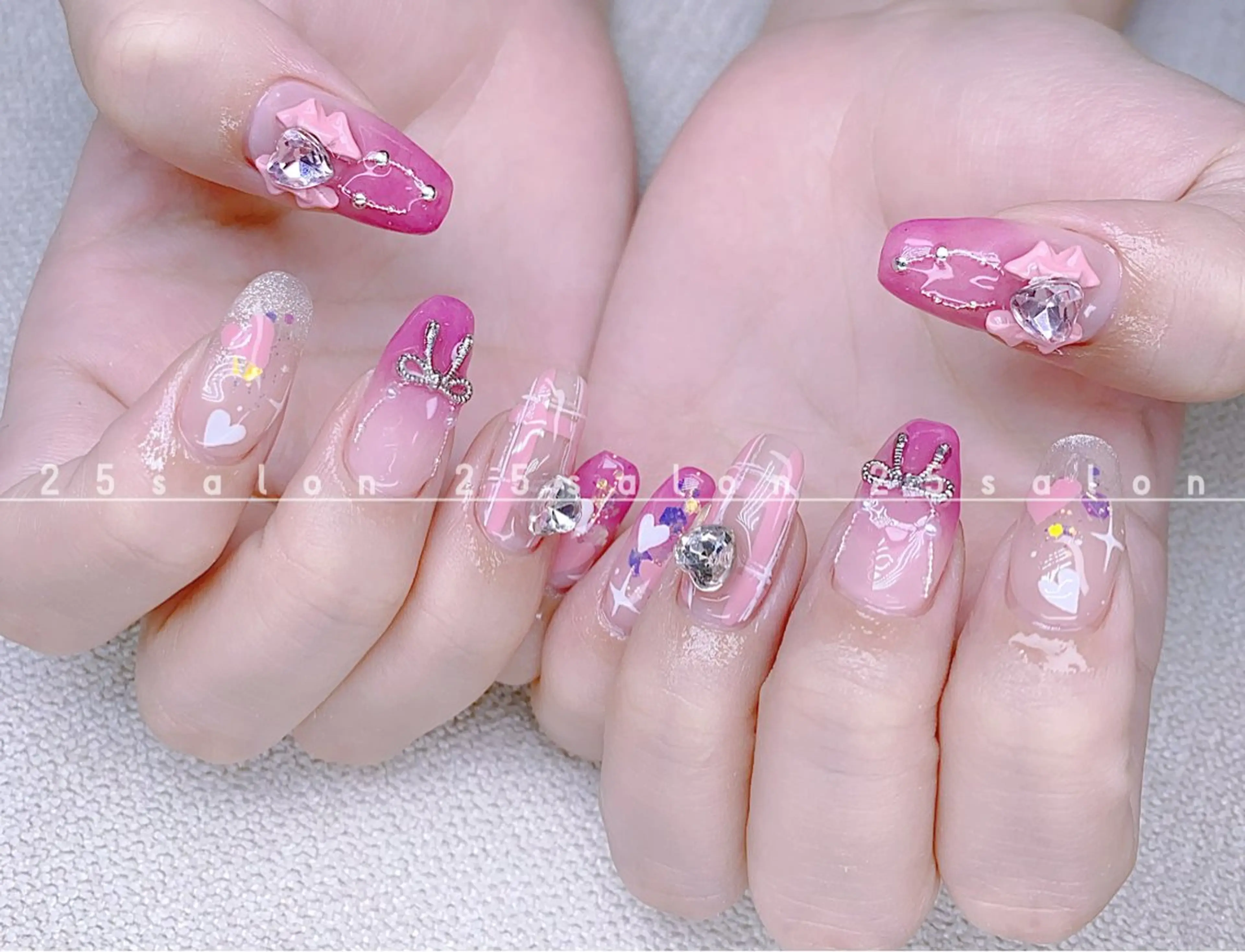 ネイル オーロラネイル チークネイル フットネイル フレンチネイル ジェルネイル 2 5のマツエク・マツパデザイン