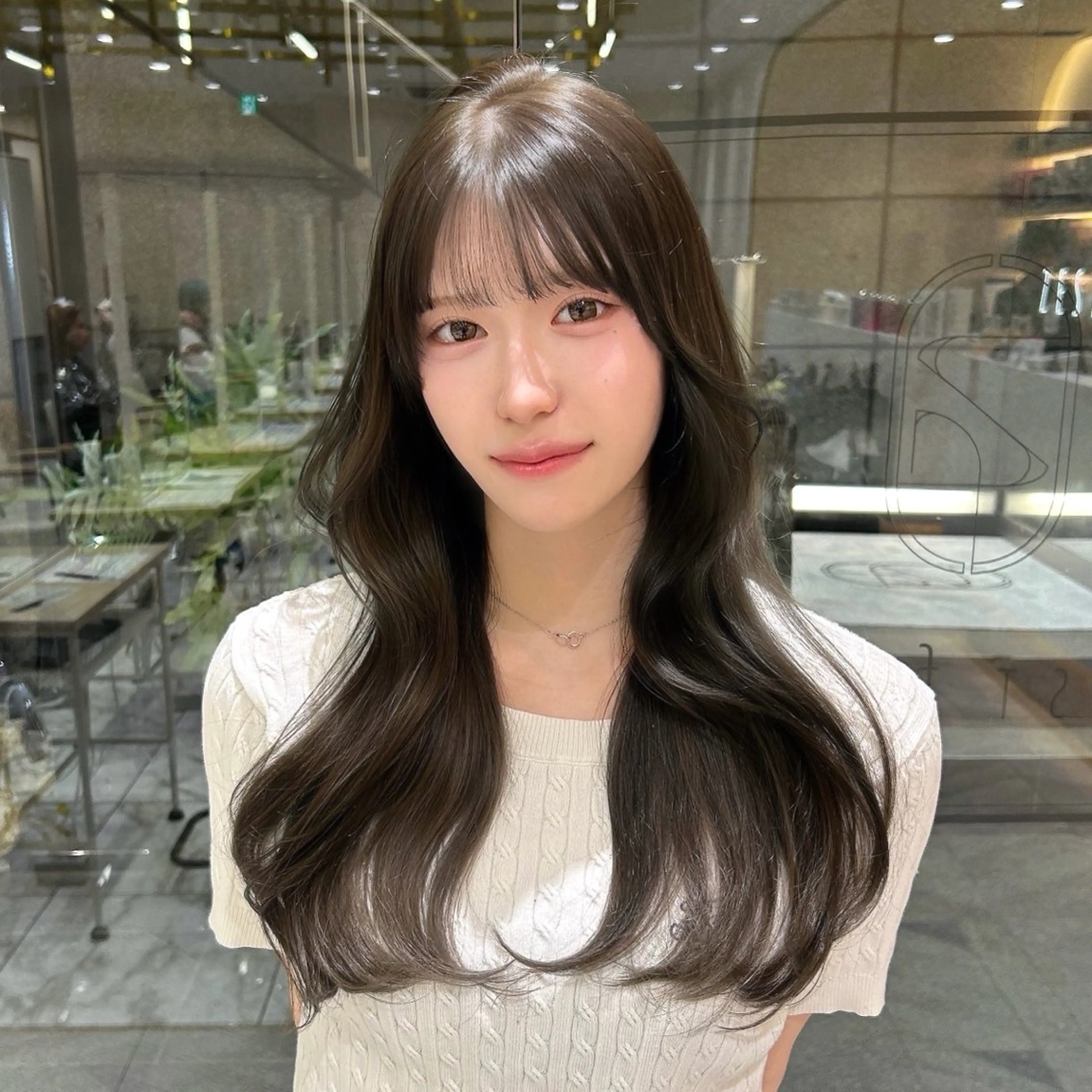 U28【ミニモ新規限定☁️🎧】カット+カラー+トリートメントの写真