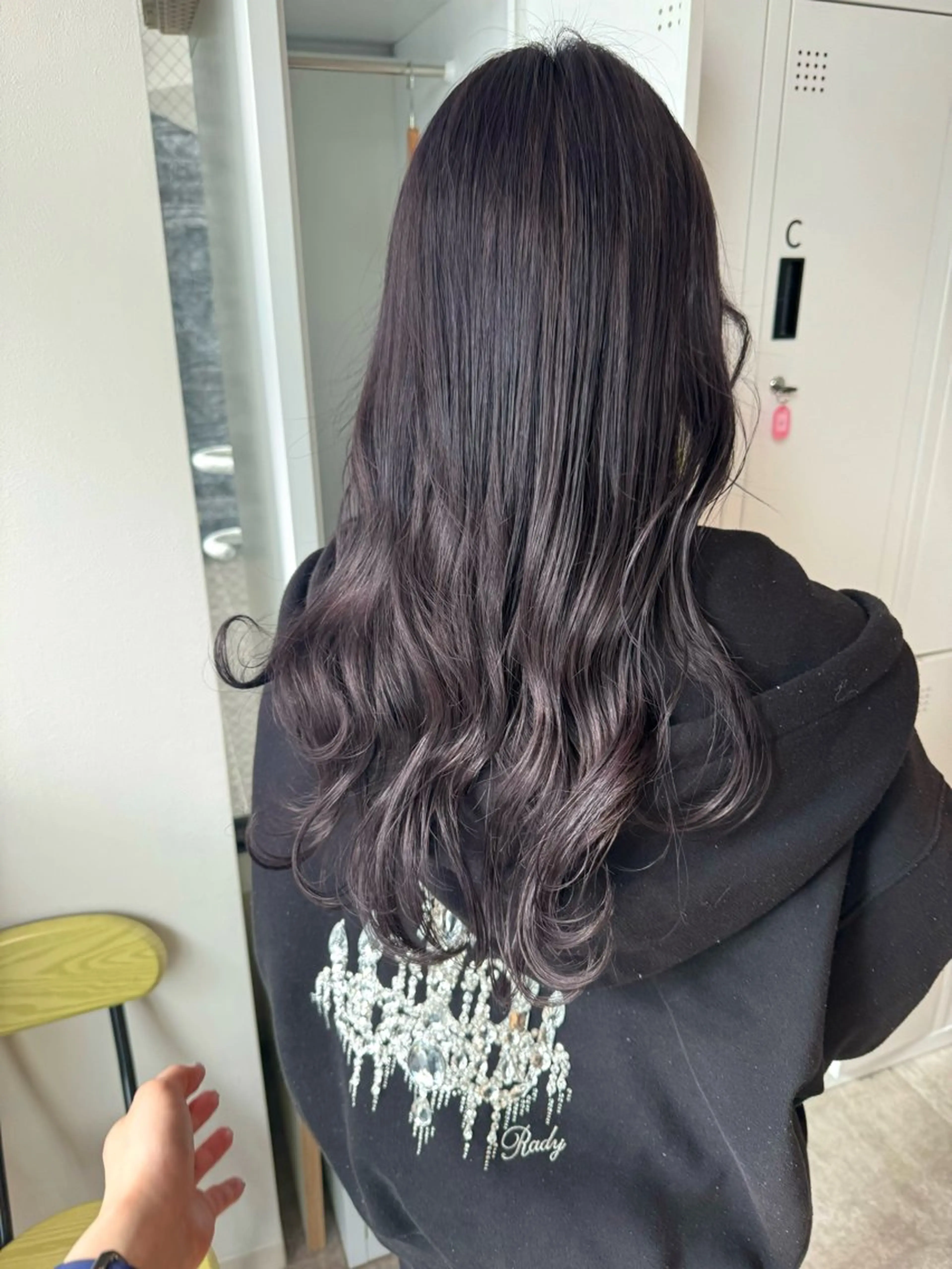 カラー ブリーチ グレージュ ラベンダーカラー ラベンダーグレージュ ラベンダーグレー オスズ 🎀´-のヘアスタイル