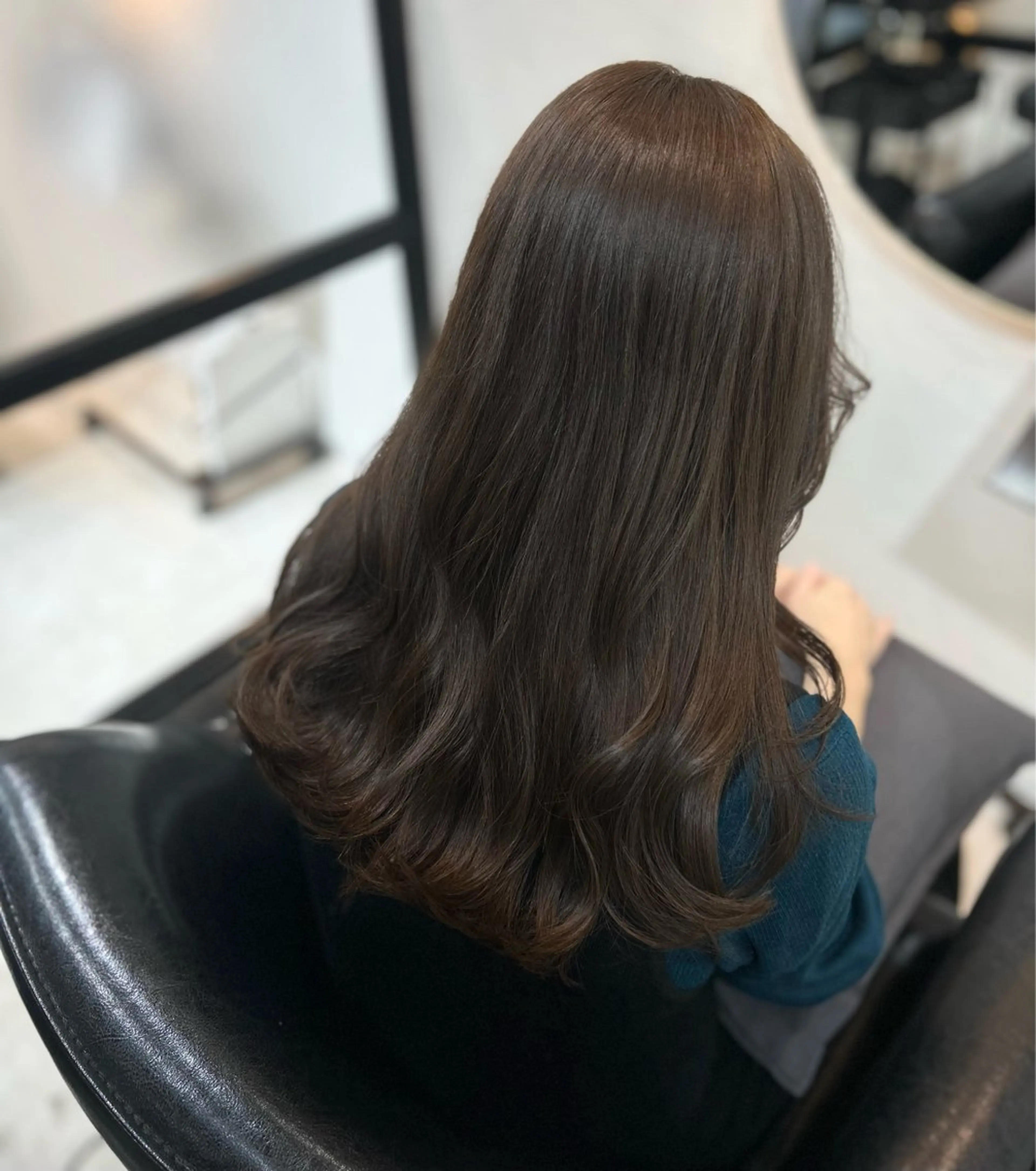 セミロング カラー カット ヘアカラー トリートメント 🤍透明感/韓国風 🤍サクラギヒトミのヘアスタイル