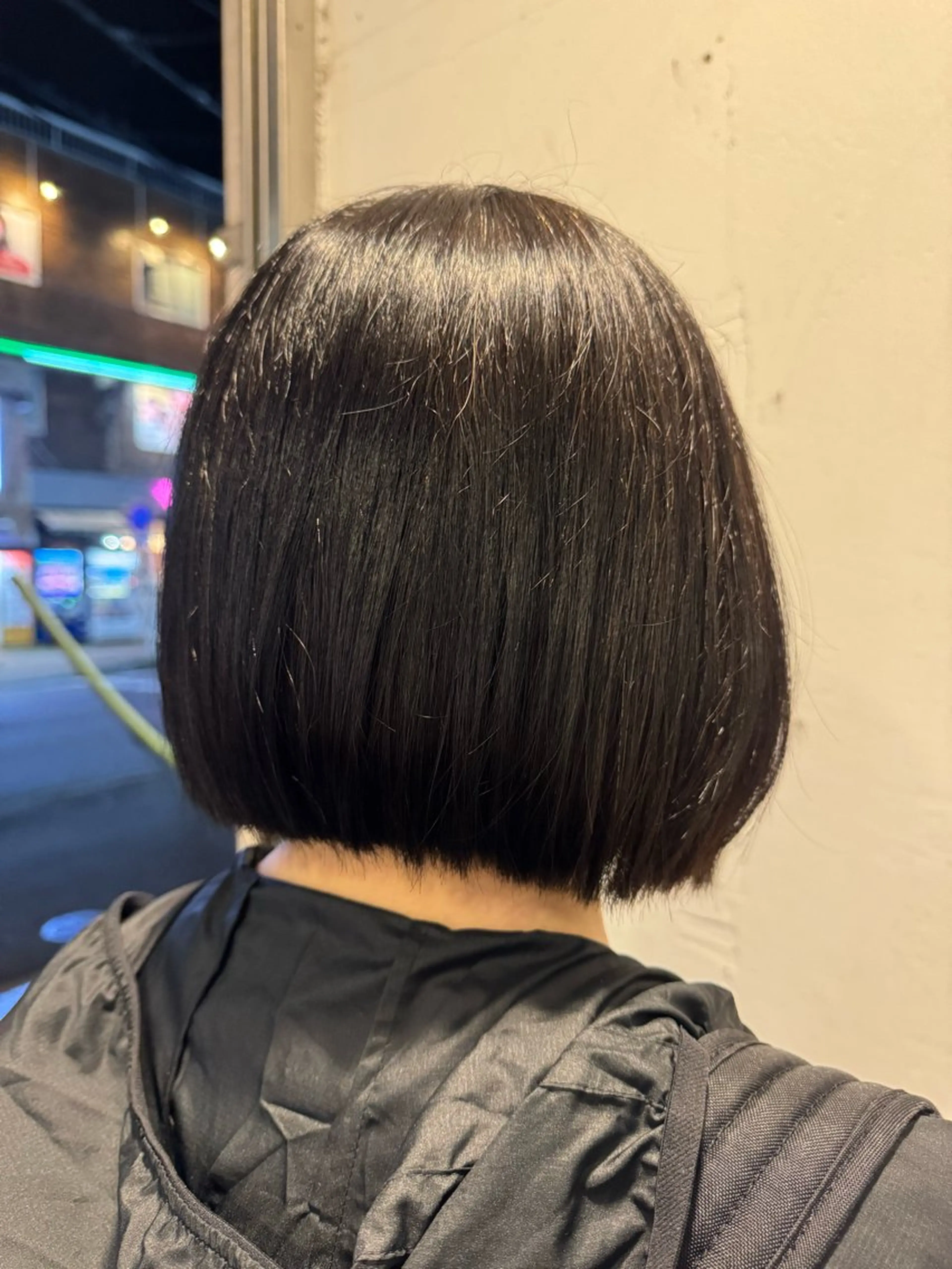 ショート 前下がりボブ ボブ くすみ あやなのヘアスタイル