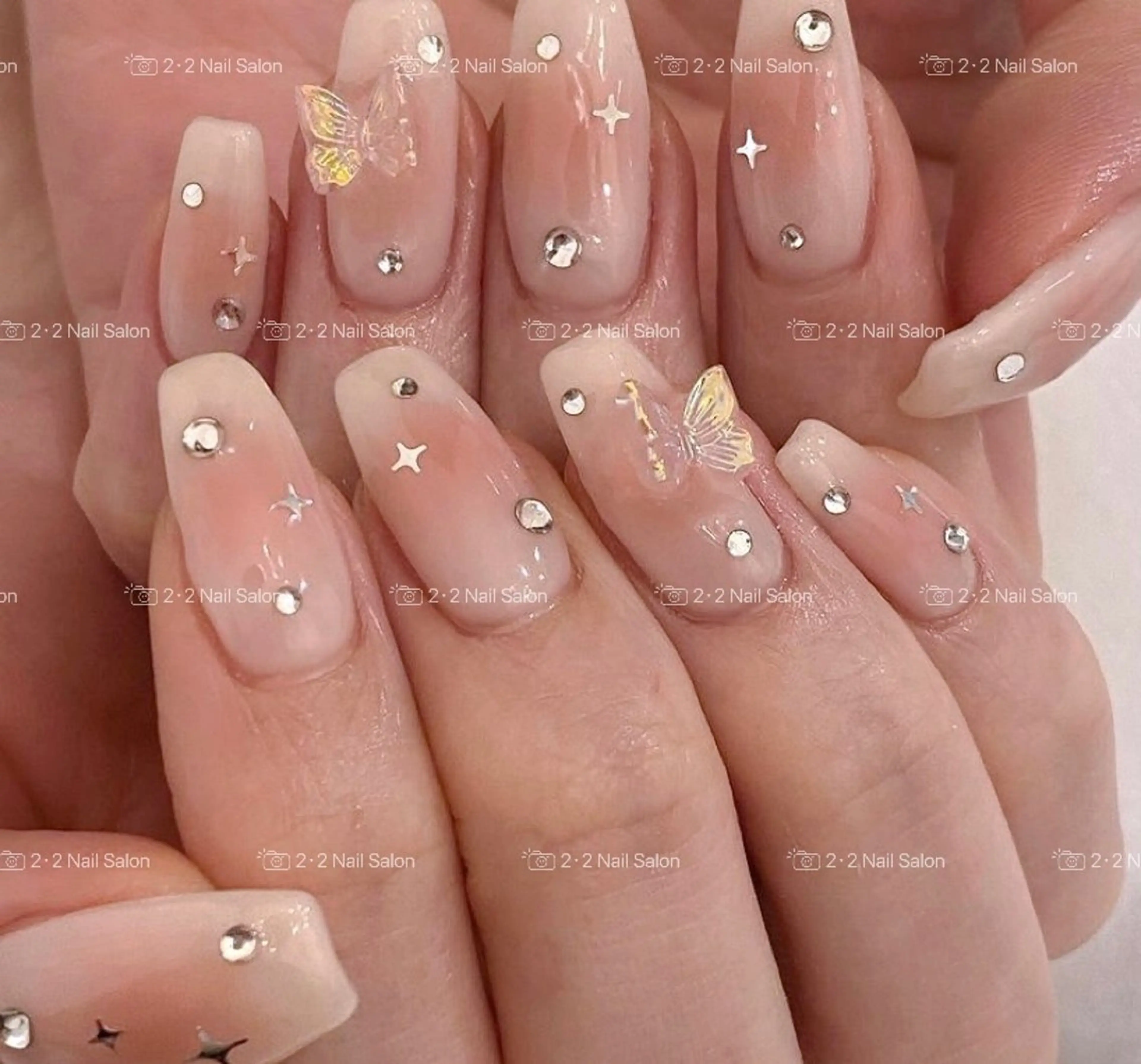 ネイル Rainrain💧 パーツ豊富、やり放題のネイルデザイン