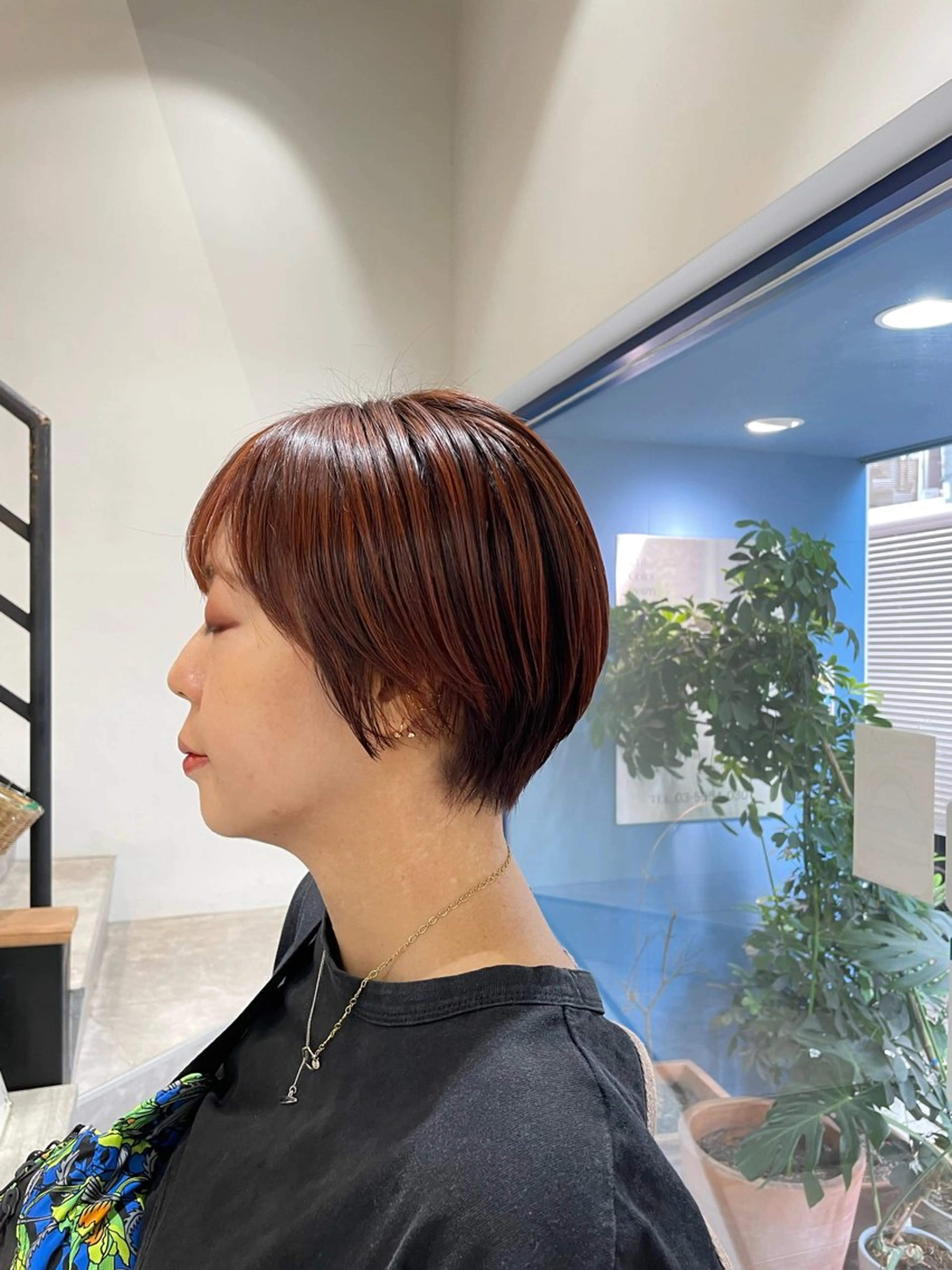 ショート カラー ショートボブ ハイライトカラー オレンジ ボブ ハイライト カット ヘアカラー トリートメント 山本 佳奈のヘアスタイル