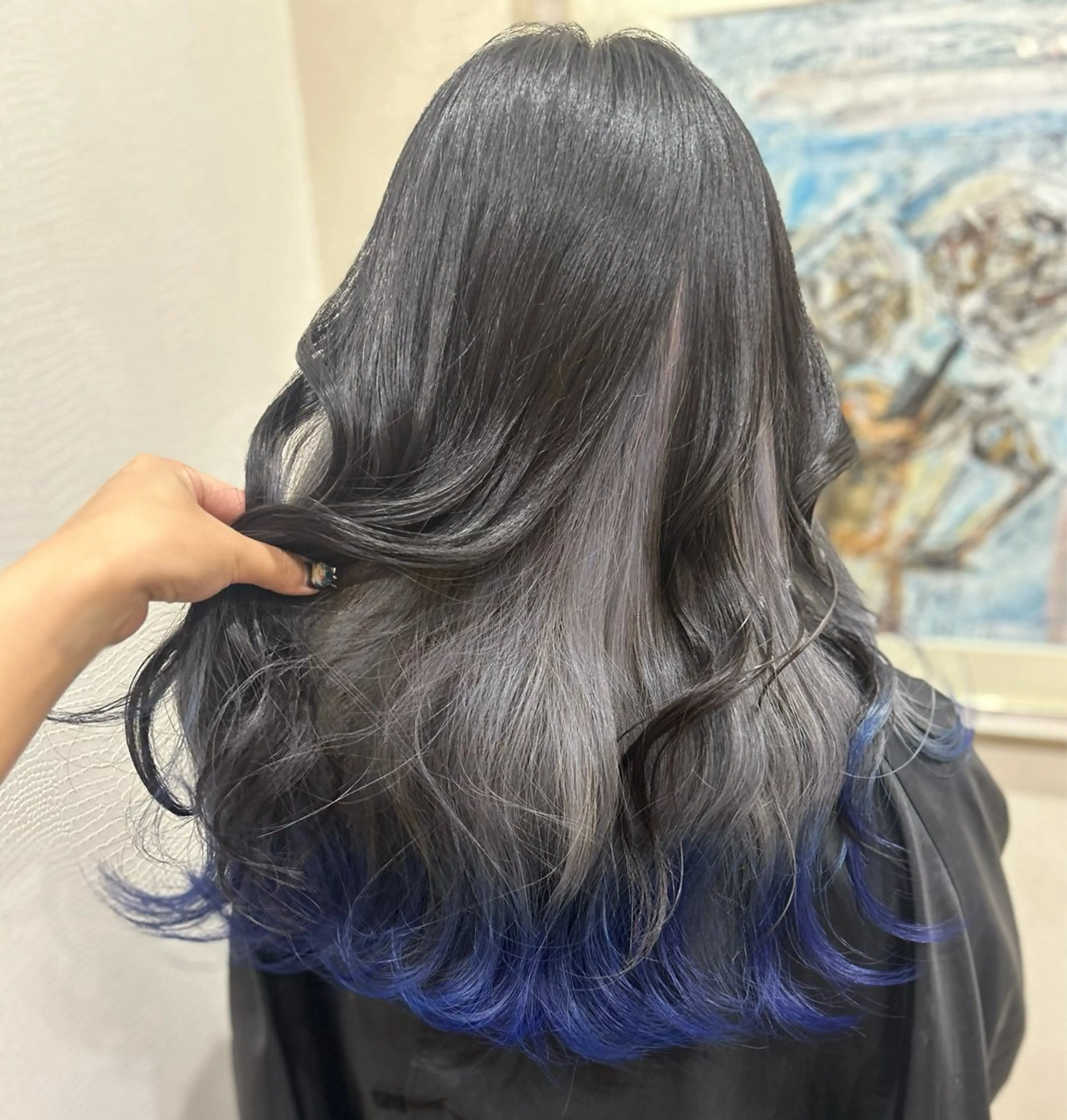 カット＋インナーケアブリーチ＋フルカラーの写真