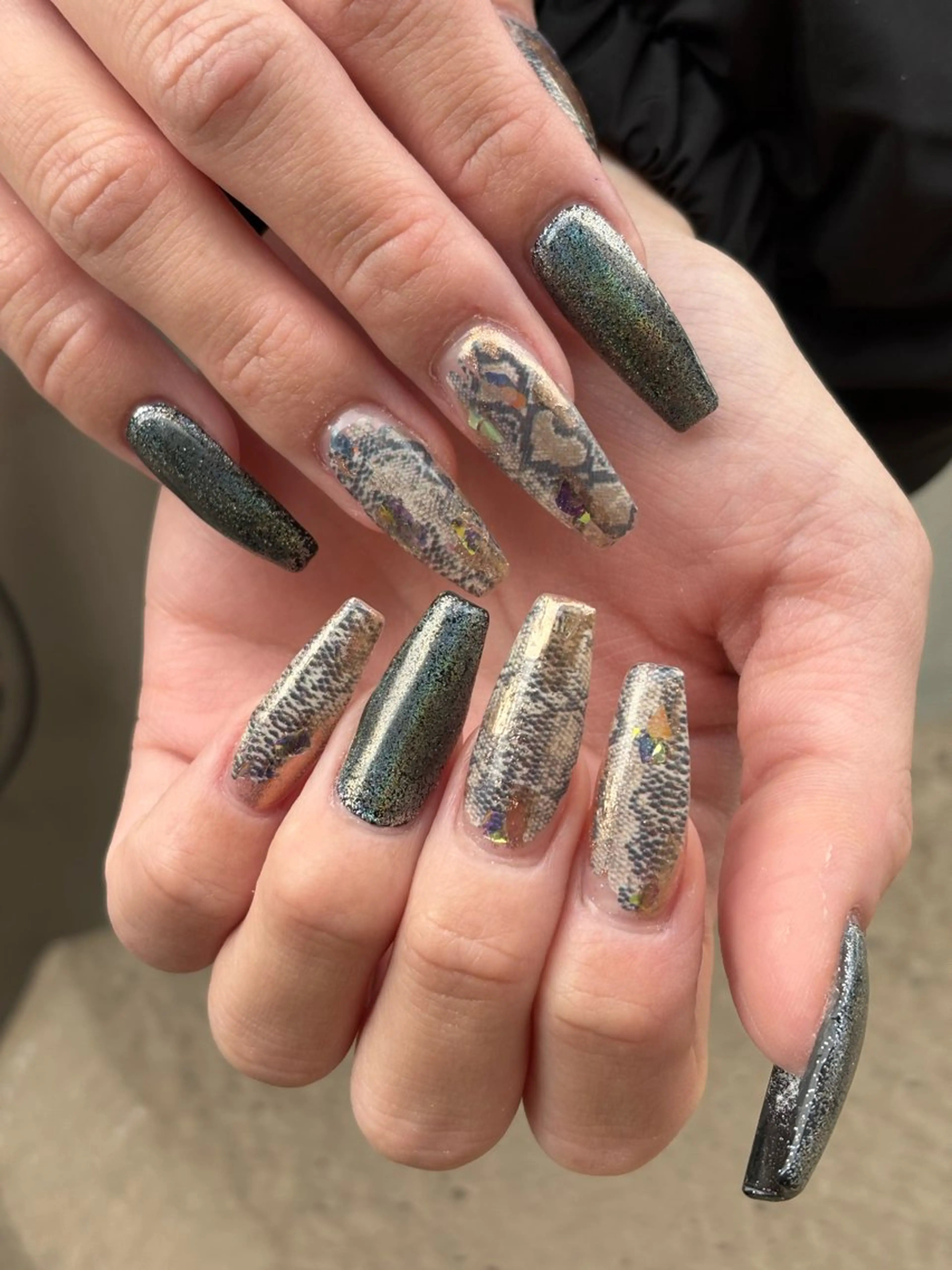 ネイル ハンドネイル フットネイル ✴︎ Delightのネイルデザイン