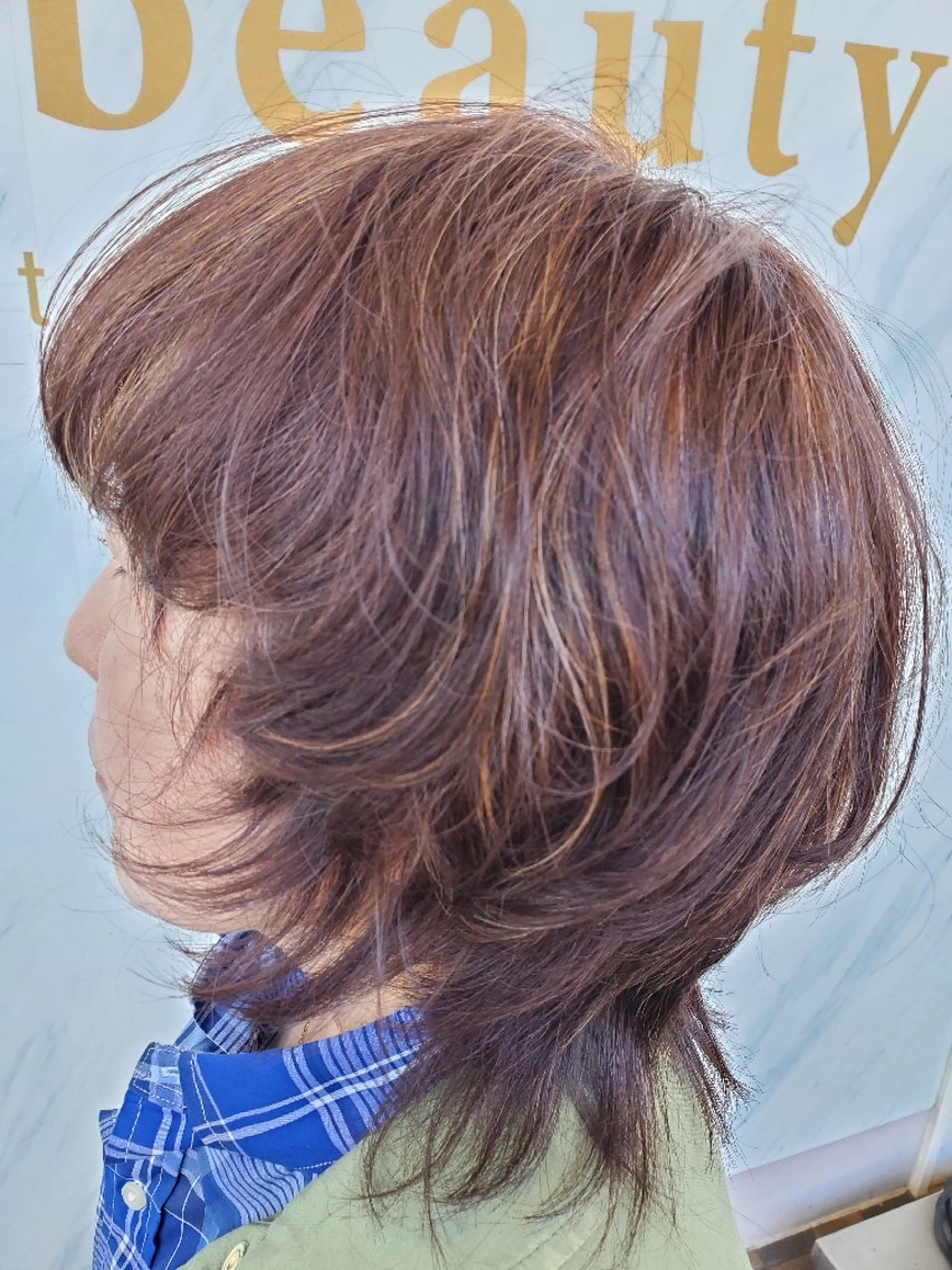 カラー ハイライトカラー ヘアカラー 浦川 敬太のヘアスタイル