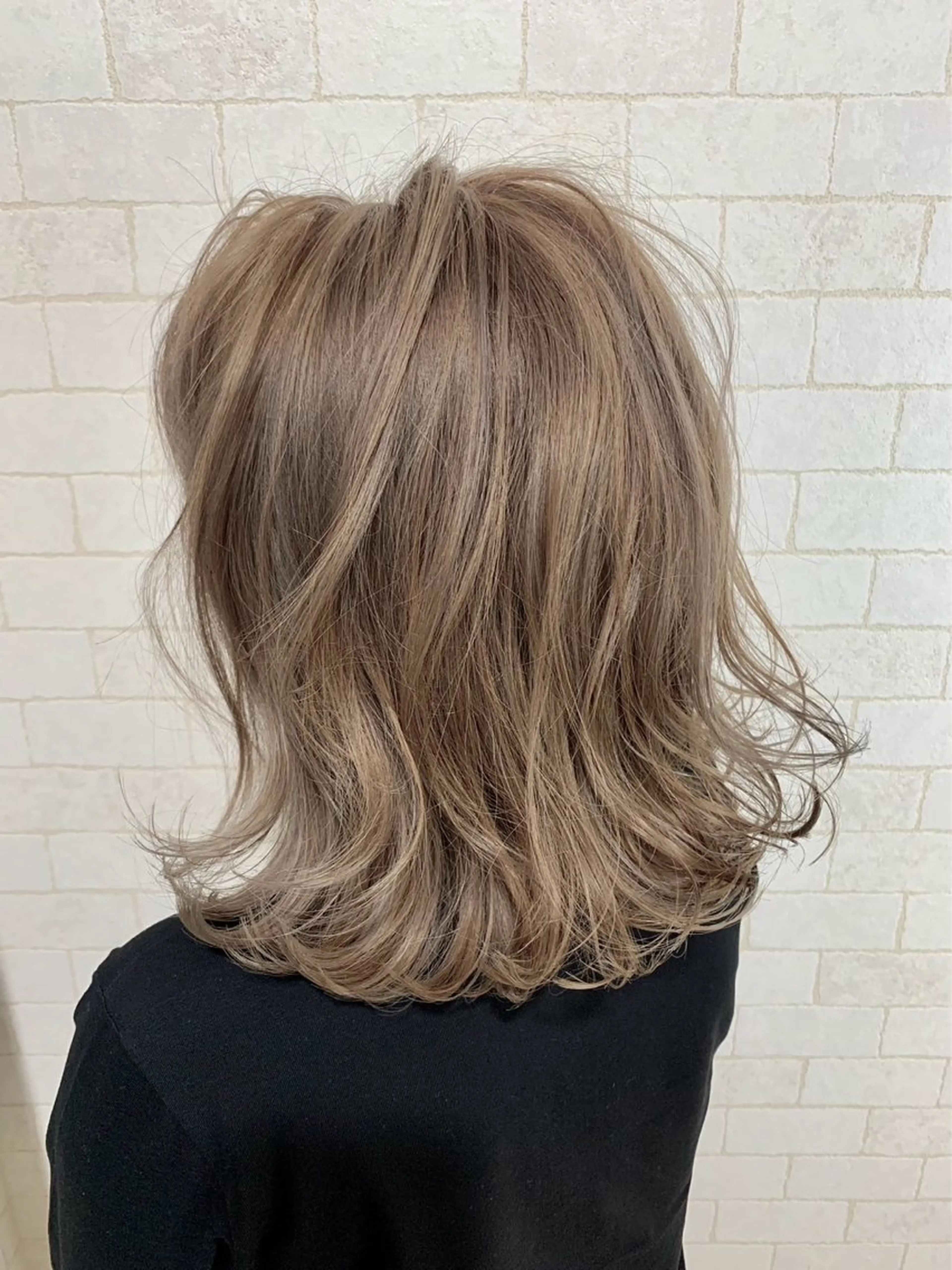 カラー 井上 光のヘアスタイル
