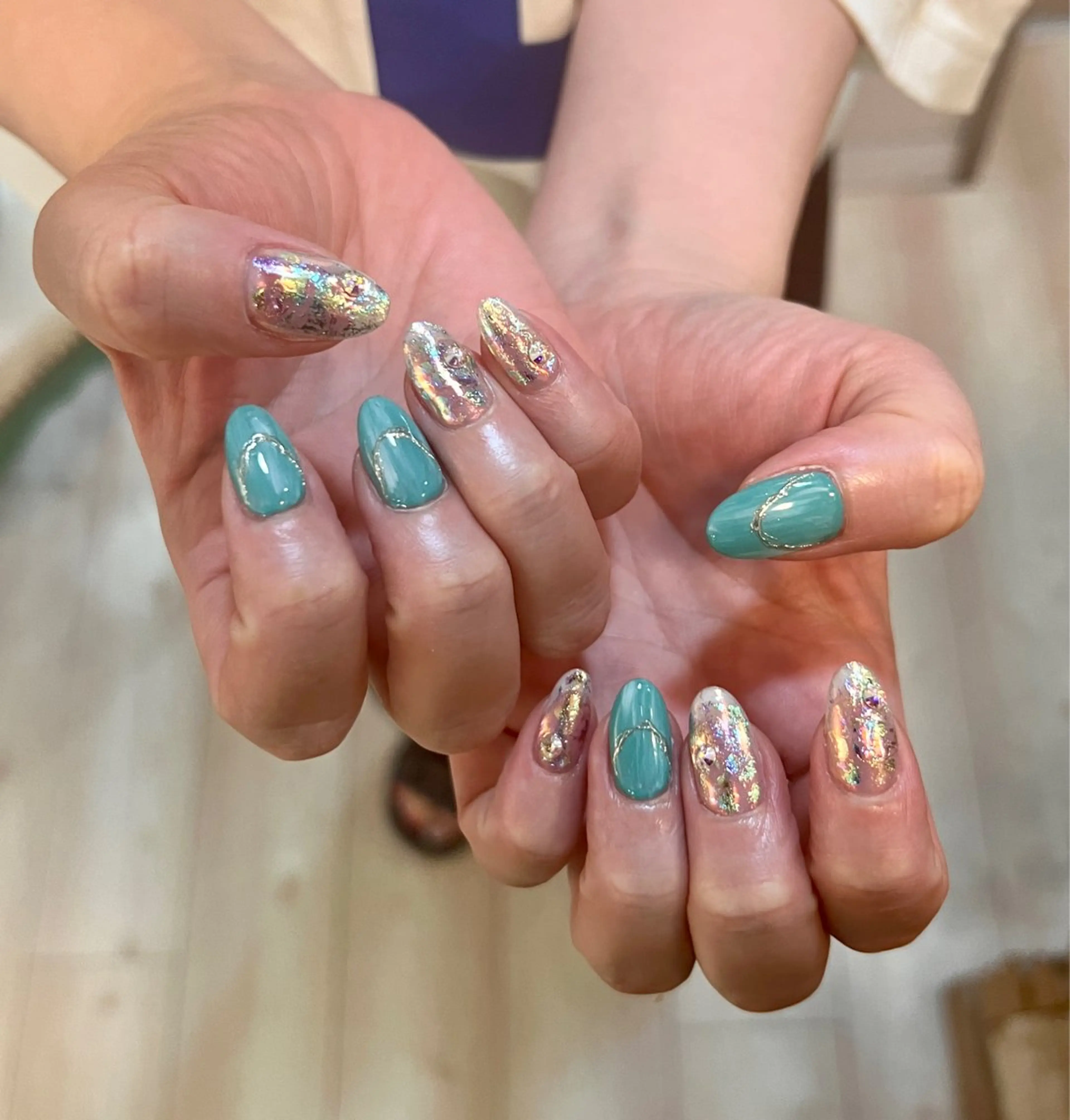 ネイル アートネイル グリーン ハンドネイル いちじゅう あおいのネイルデザイン