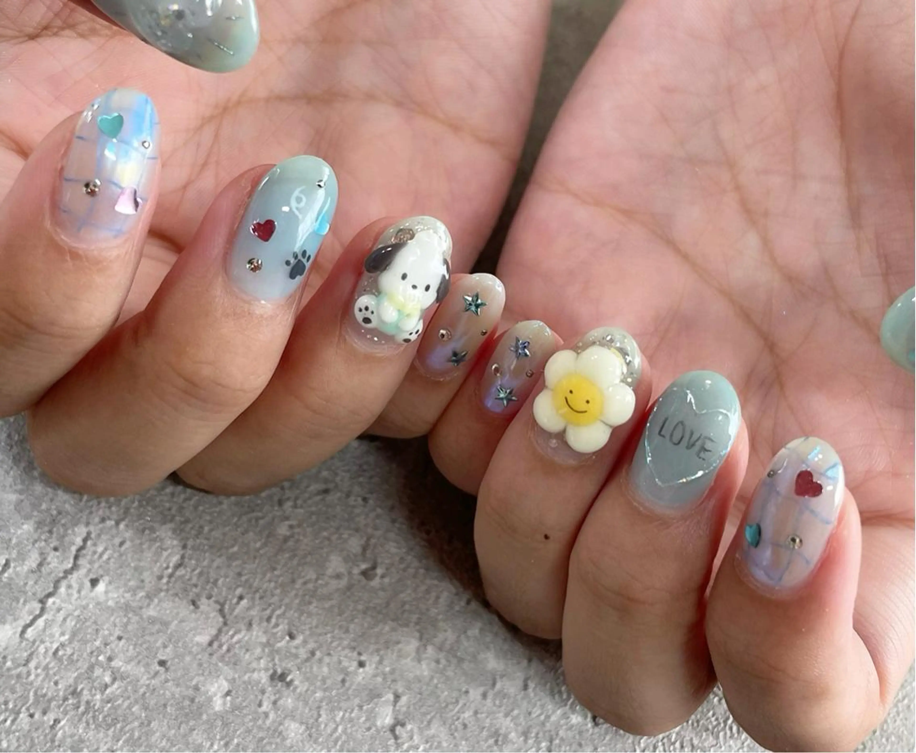 ネイル 東 千夏のネイルデザイン