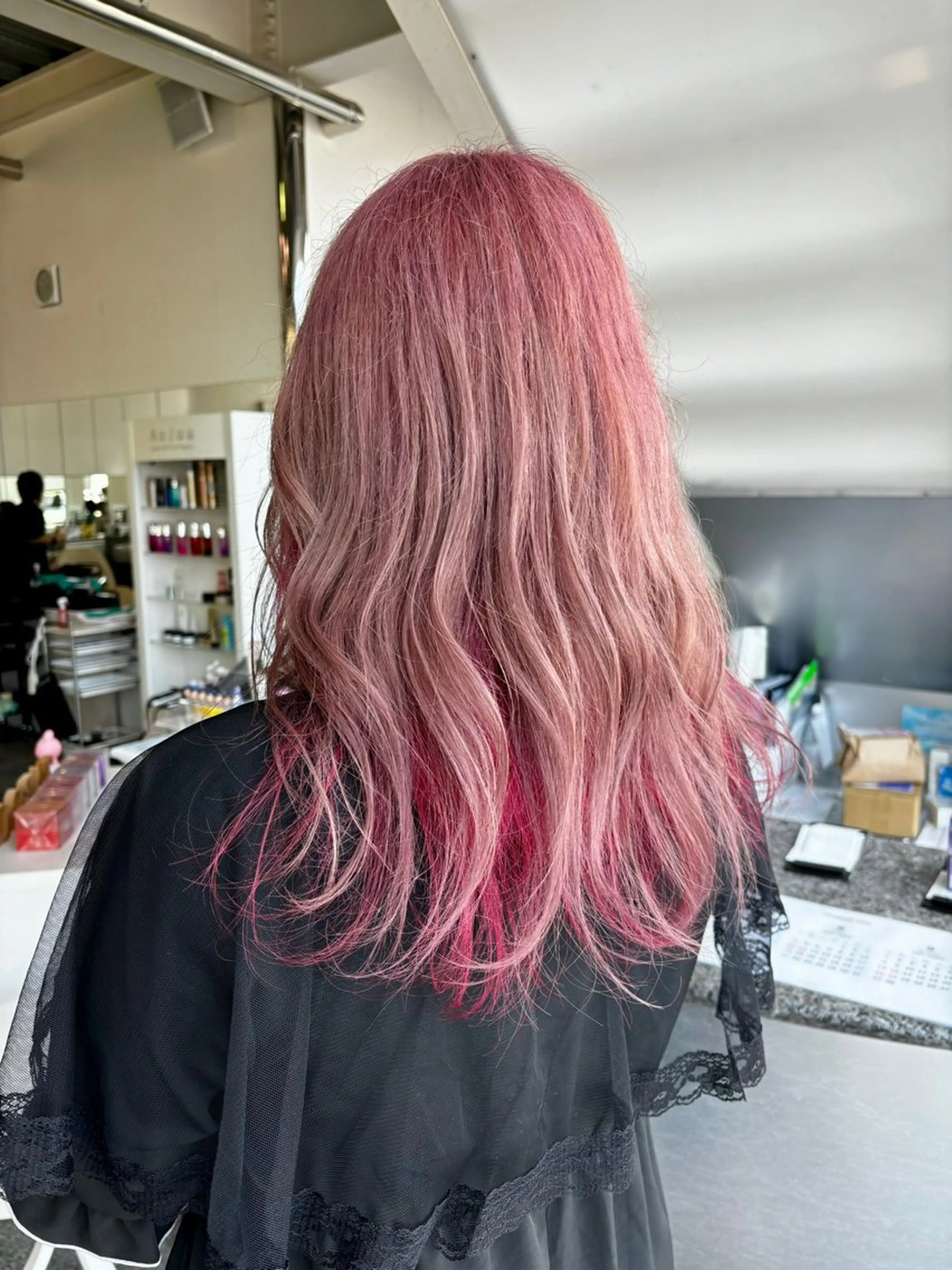 ロング 大森 有紗のヘアスタイル