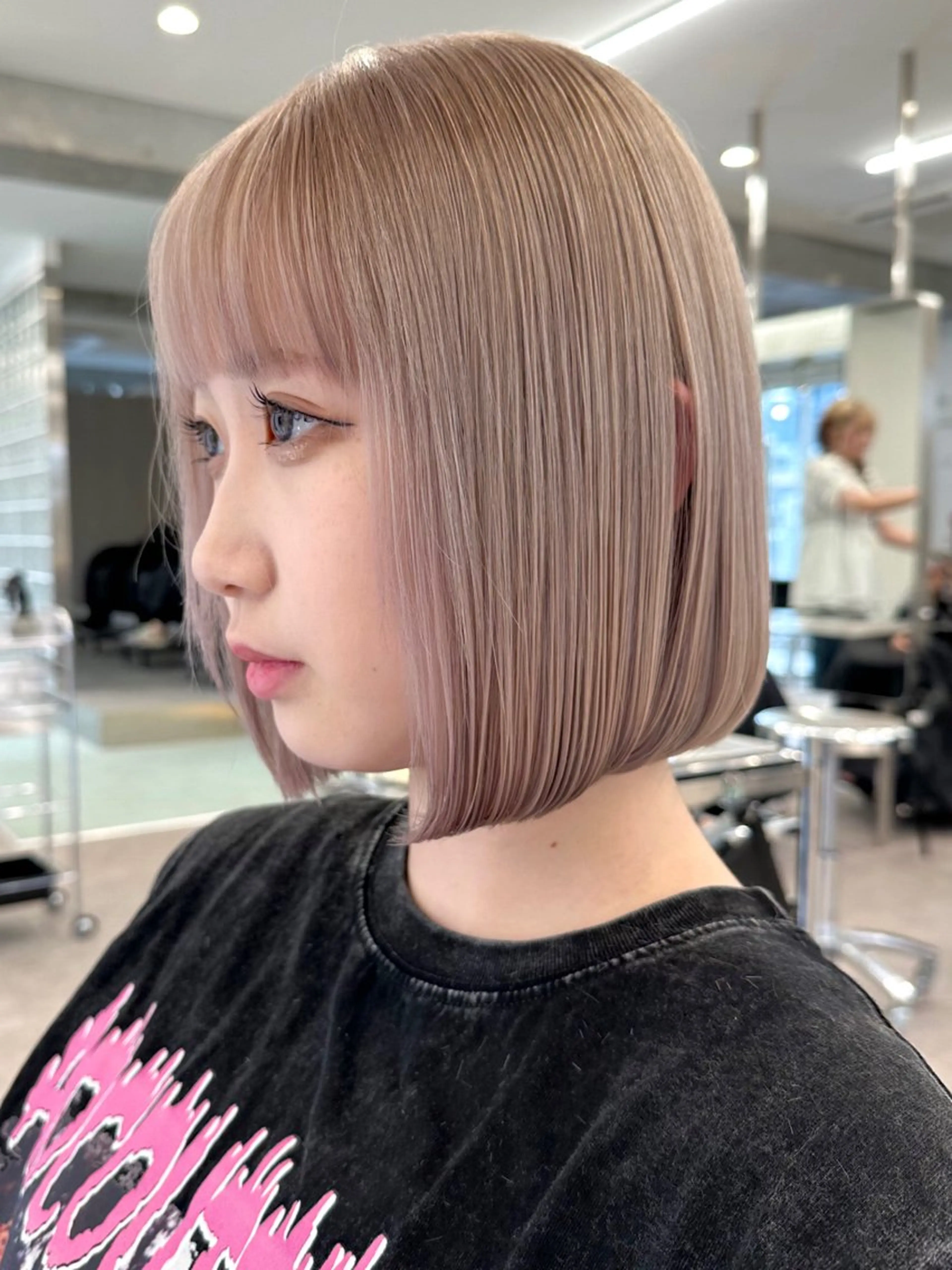 ショート ボブ ハイライト🌟/ ボブ/豊田のヘアスタイル