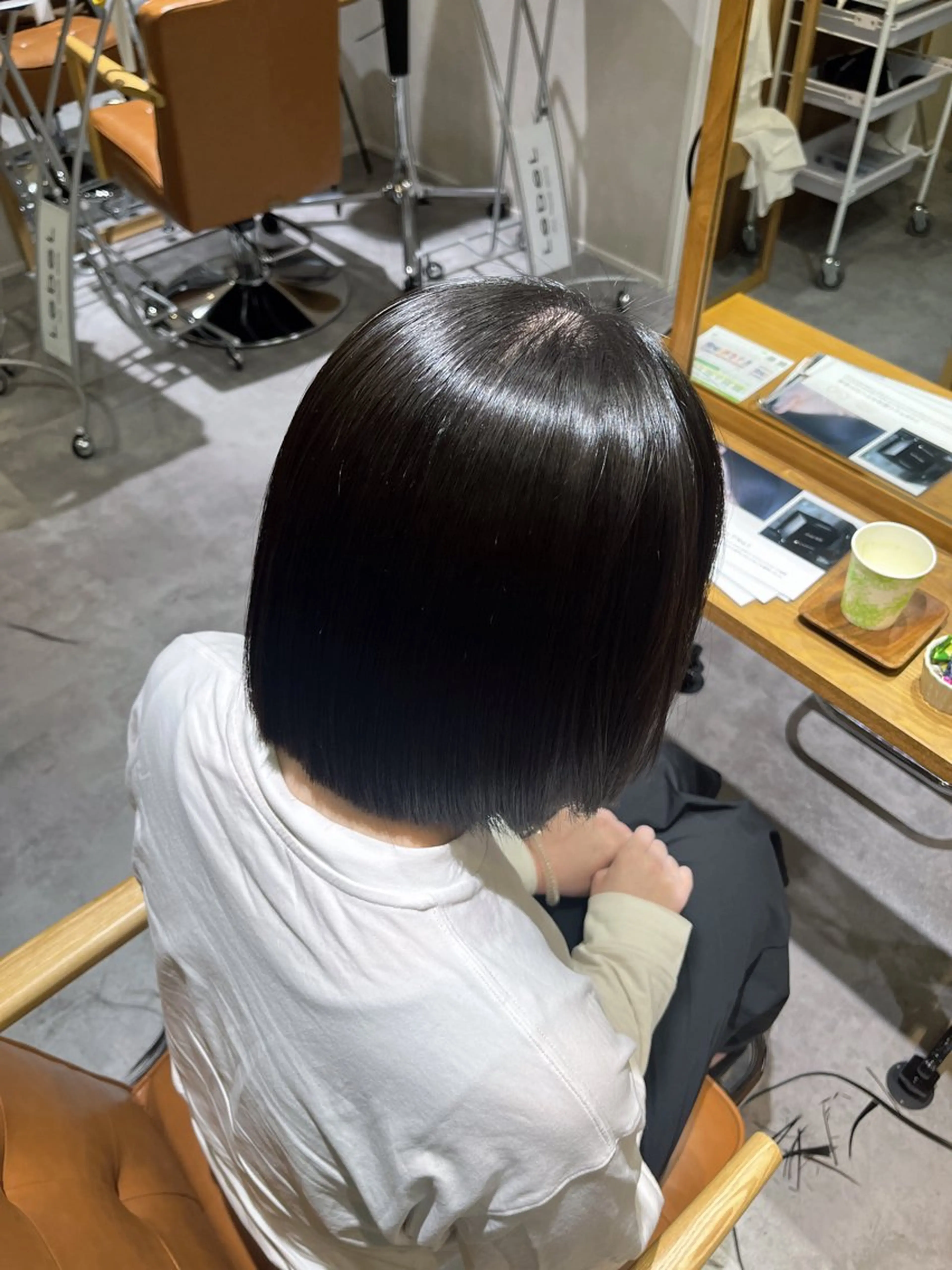 ミディアム カット 縮毛矯正 AVANCE. 古川楓のヘアスタイル