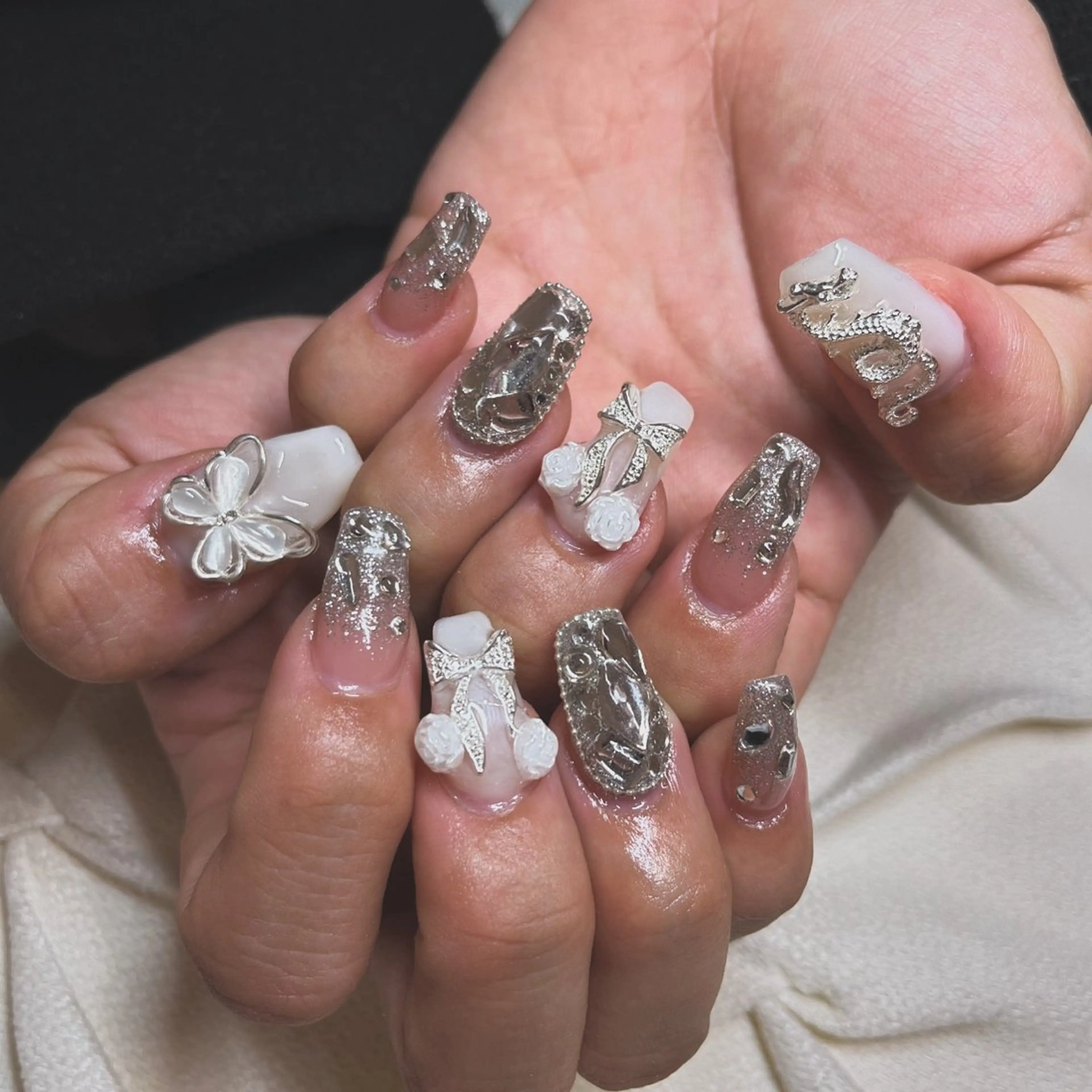 ネイル ハンドネイル nail.salon .Reversalのネイルデザイン