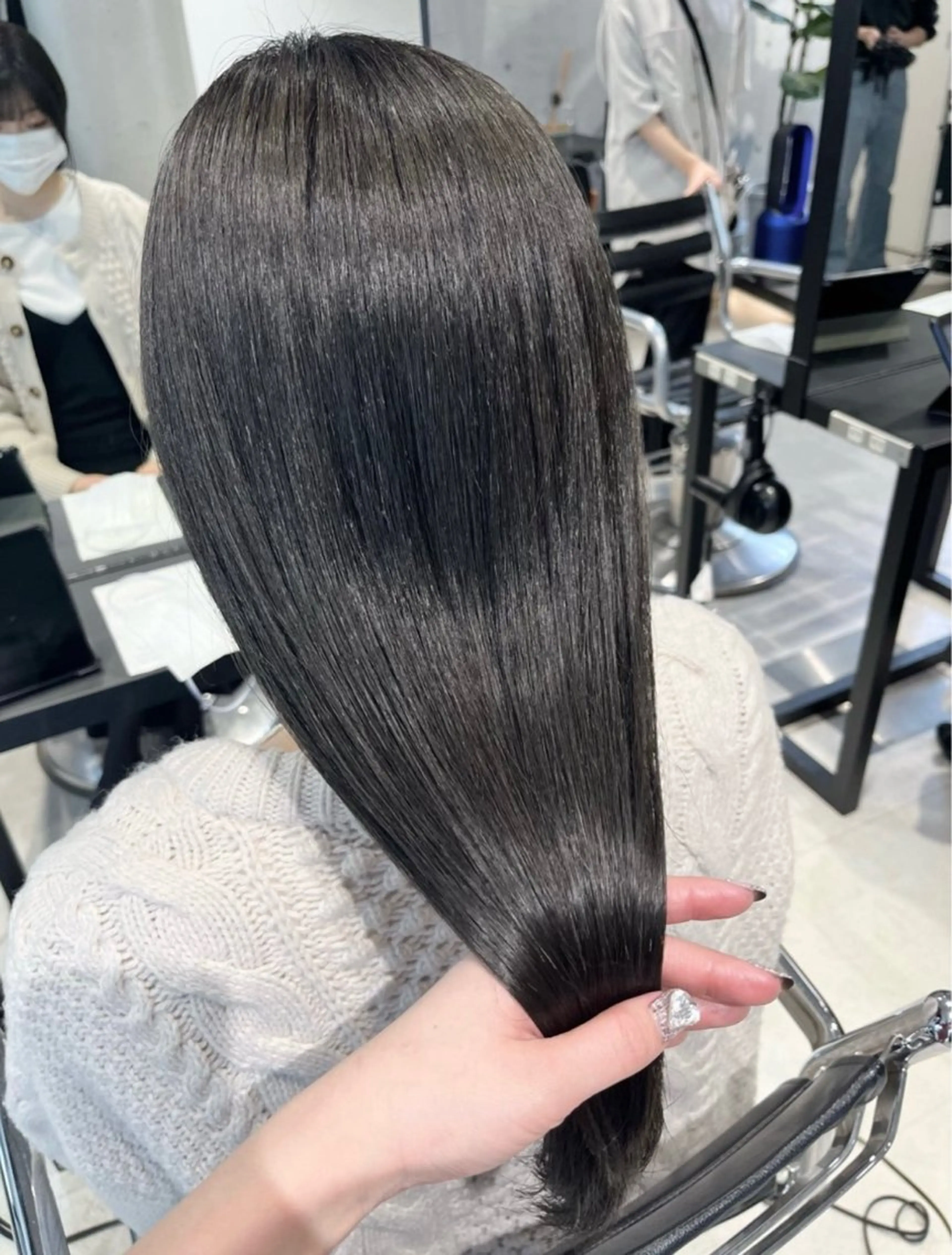 ロング カラー パーマ ヘアアレンジ 透明感/オリーブ/ グレージュ/YUKAのヘアスタイル