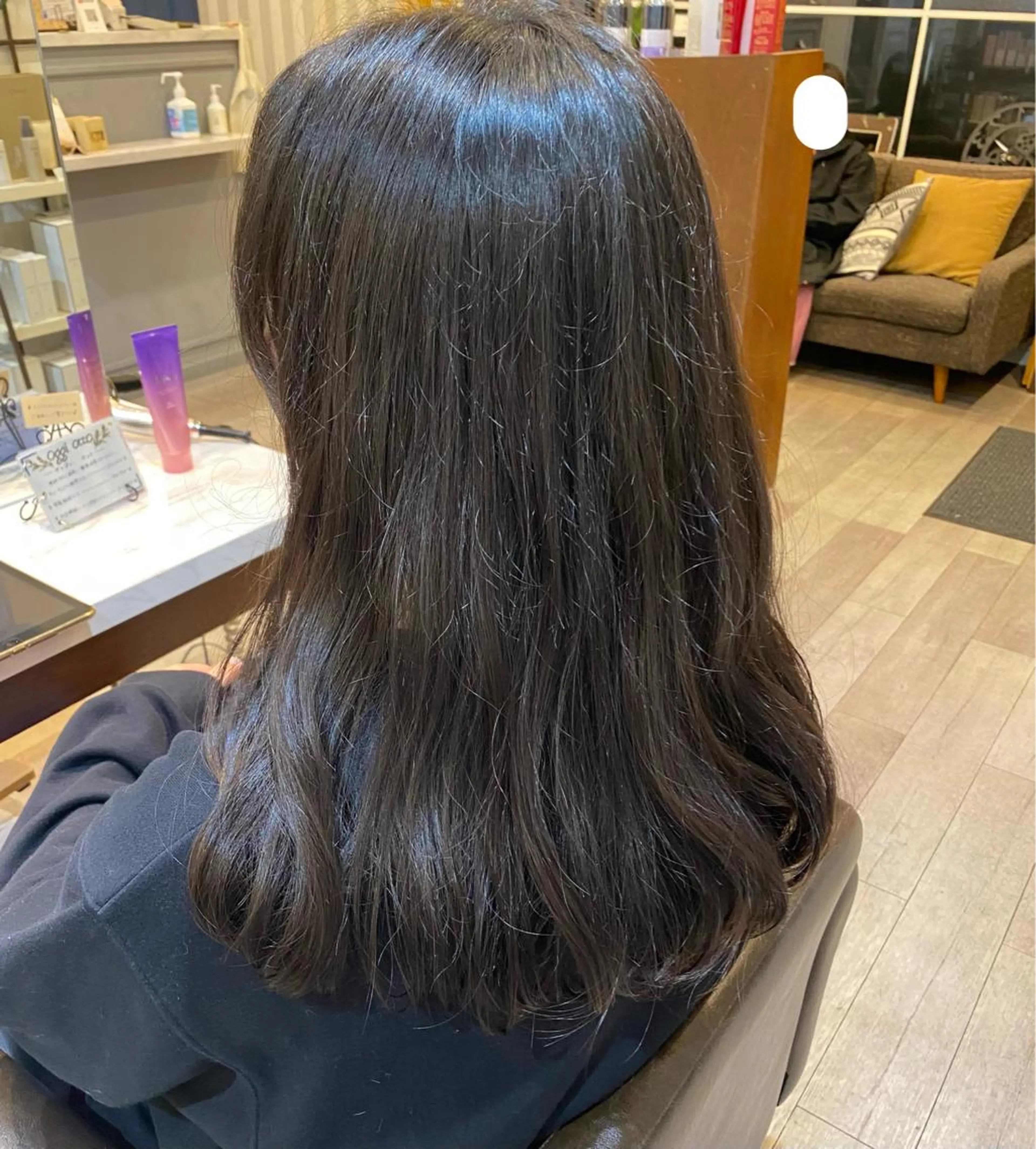 ロング 佐藤 優衣のヘアスタイル