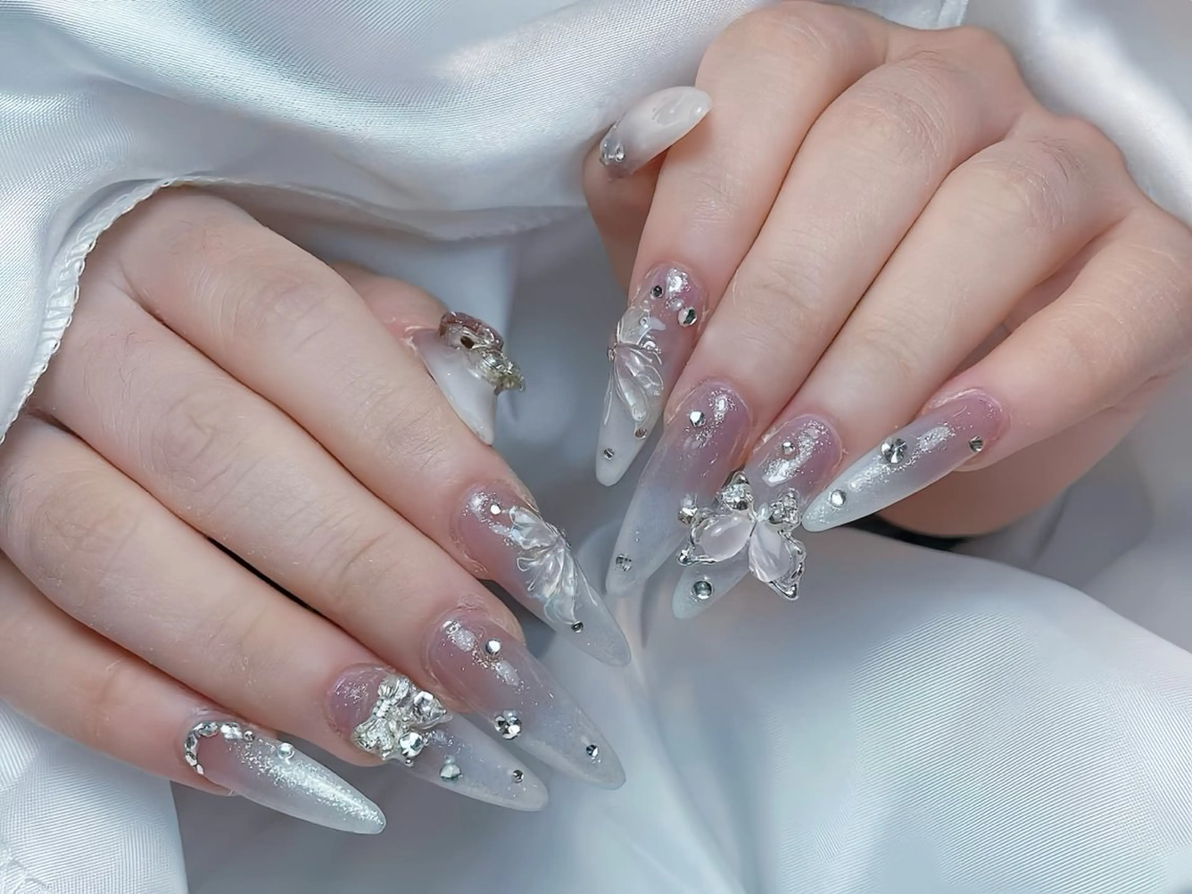 ネイル チークネイル 桜ネイル フレンチネイル ジェルネイル ガラスフレンチ Rin Nail 新大久保店のネイルデザイン