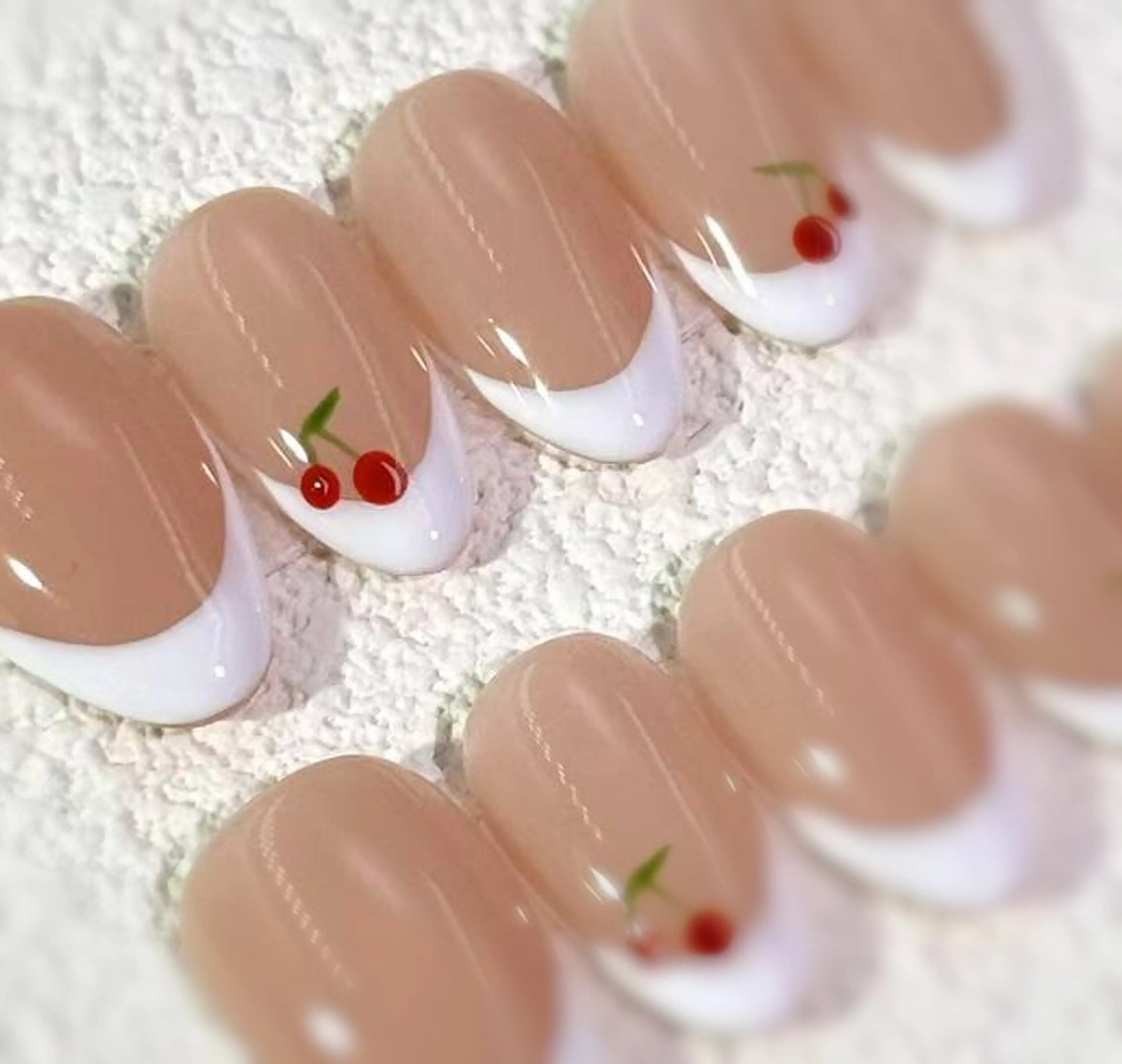 ネイル ハンドネイル MoonNail ユリ🌸のネイルデザイン