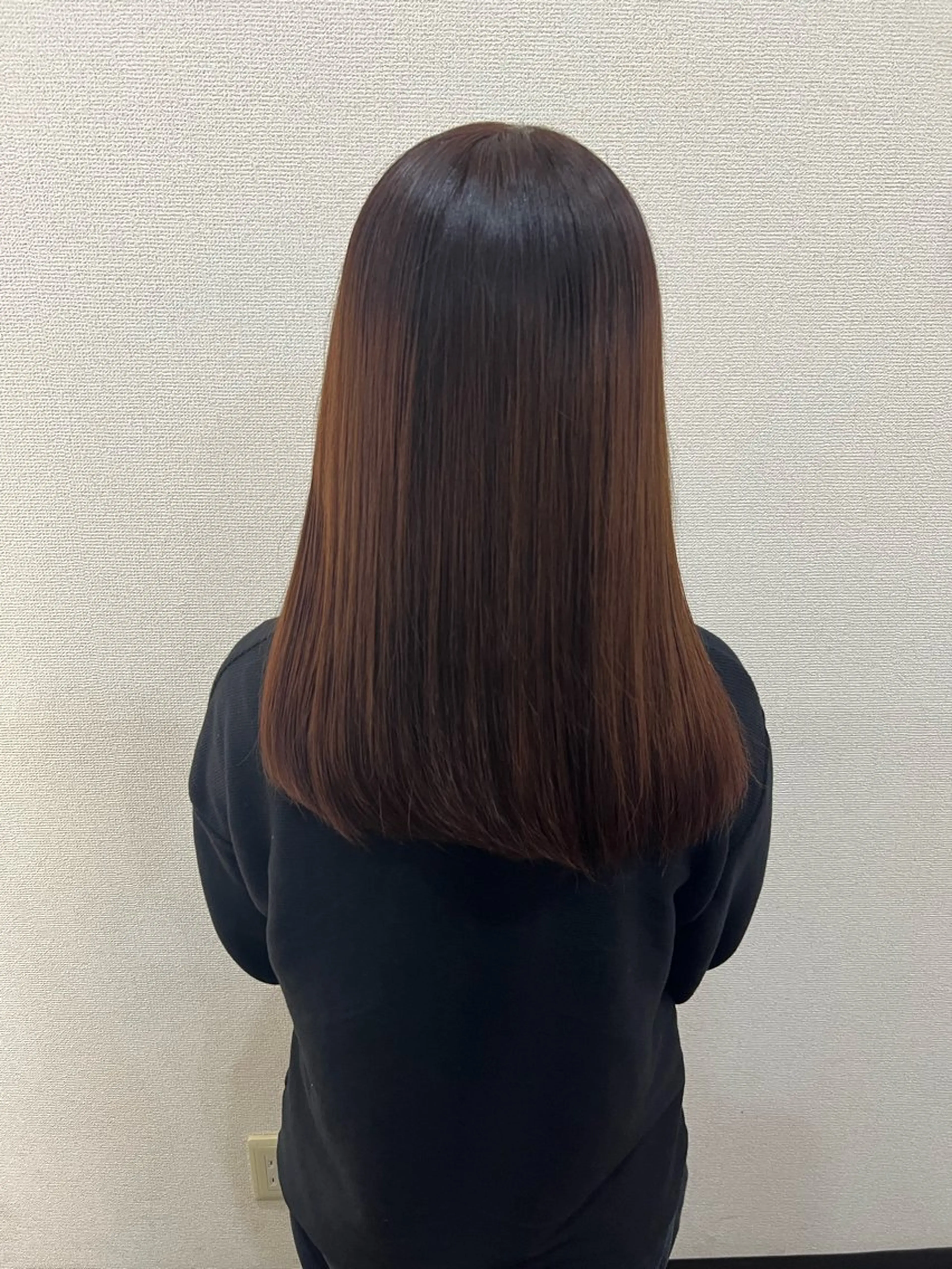 ミディアム カラー foglia所属・岡野 香那のヘアスタイル