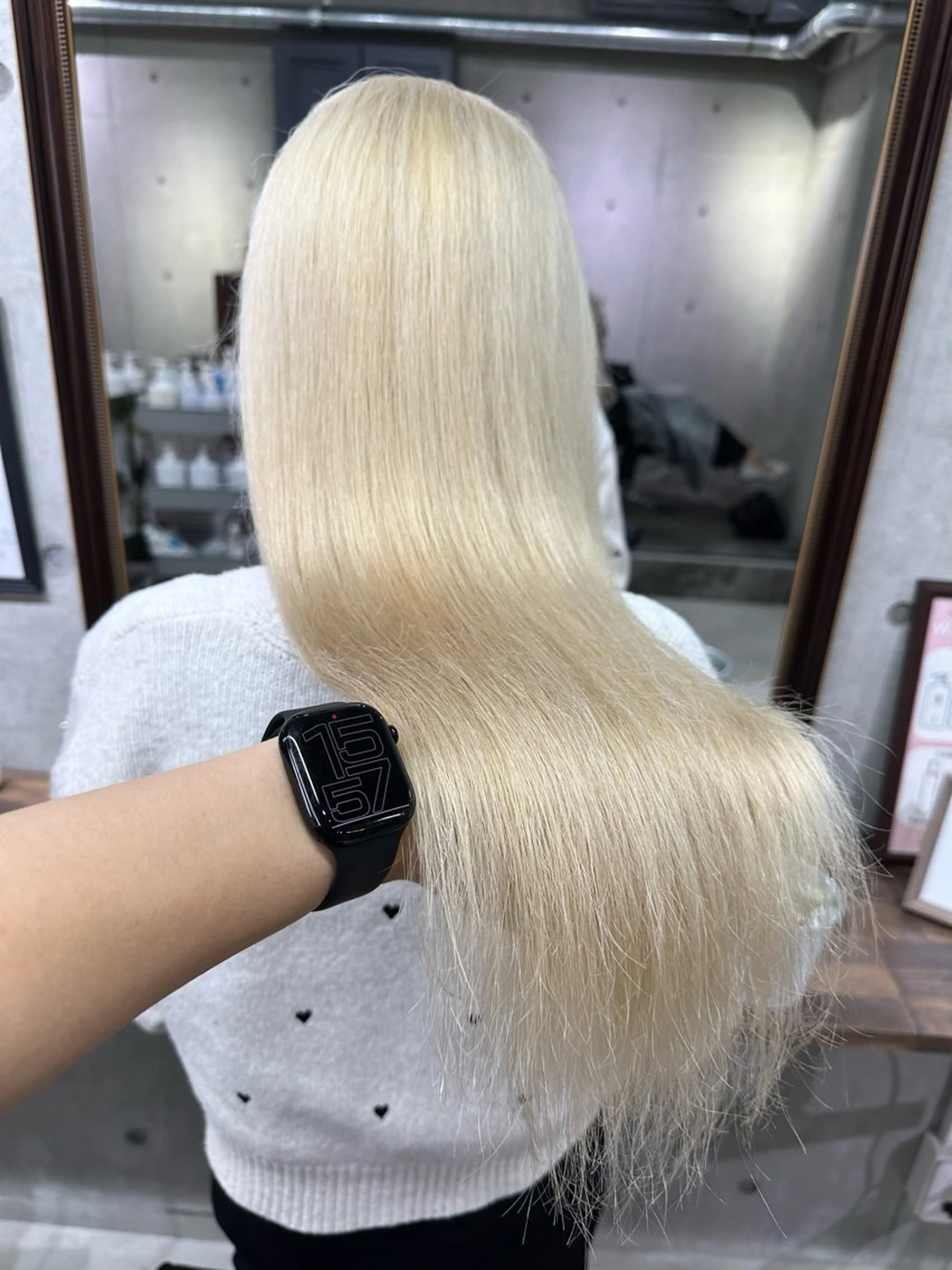 【高校卒業生限定🫧💍🤍】　　　　　　　　　　　　　　　　　　　ミニモ学割　ブリーチ2回＋カラー＋トリートメントの写真