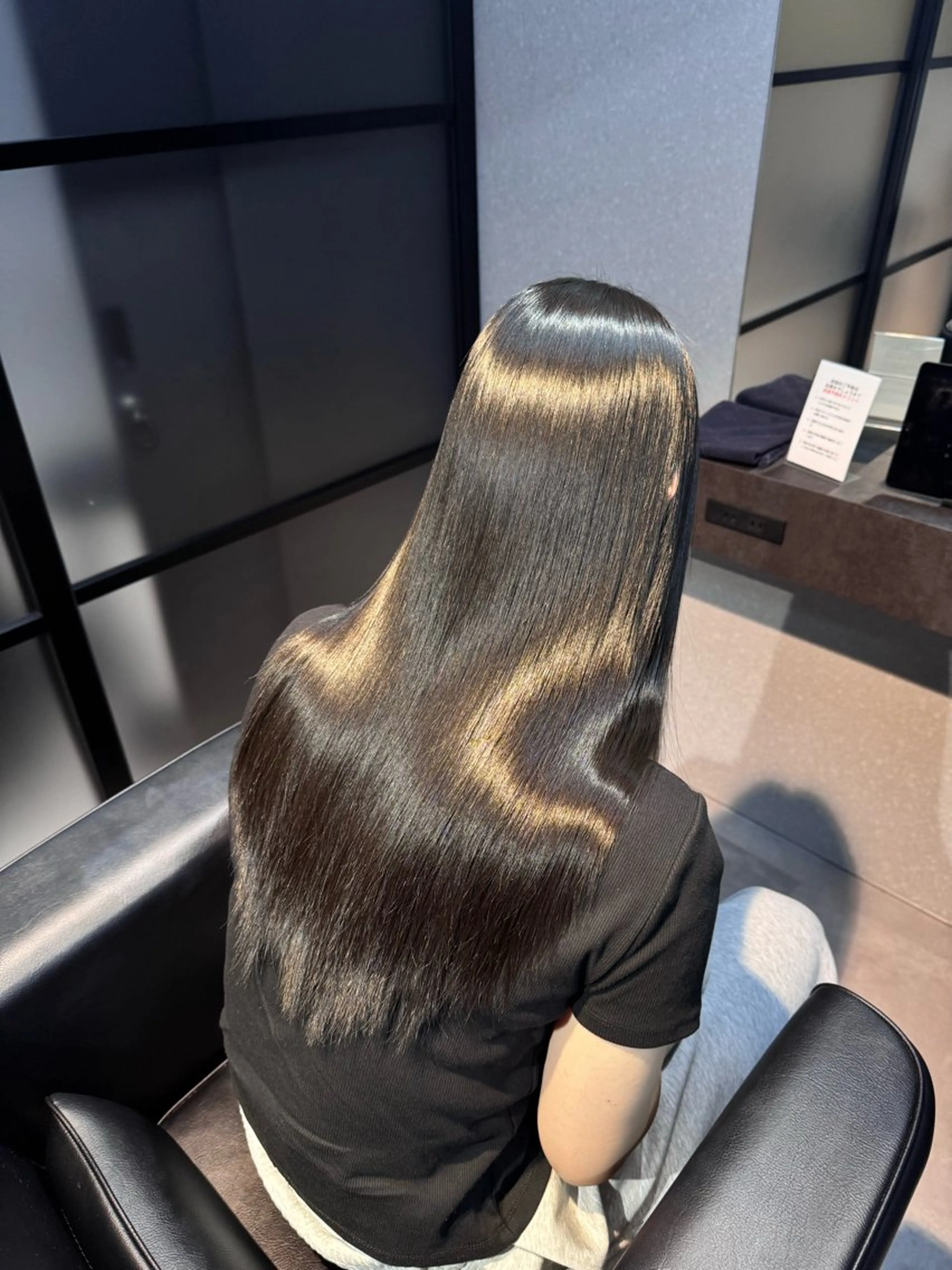 【 縮毛矯正+髪質改善 】の写真