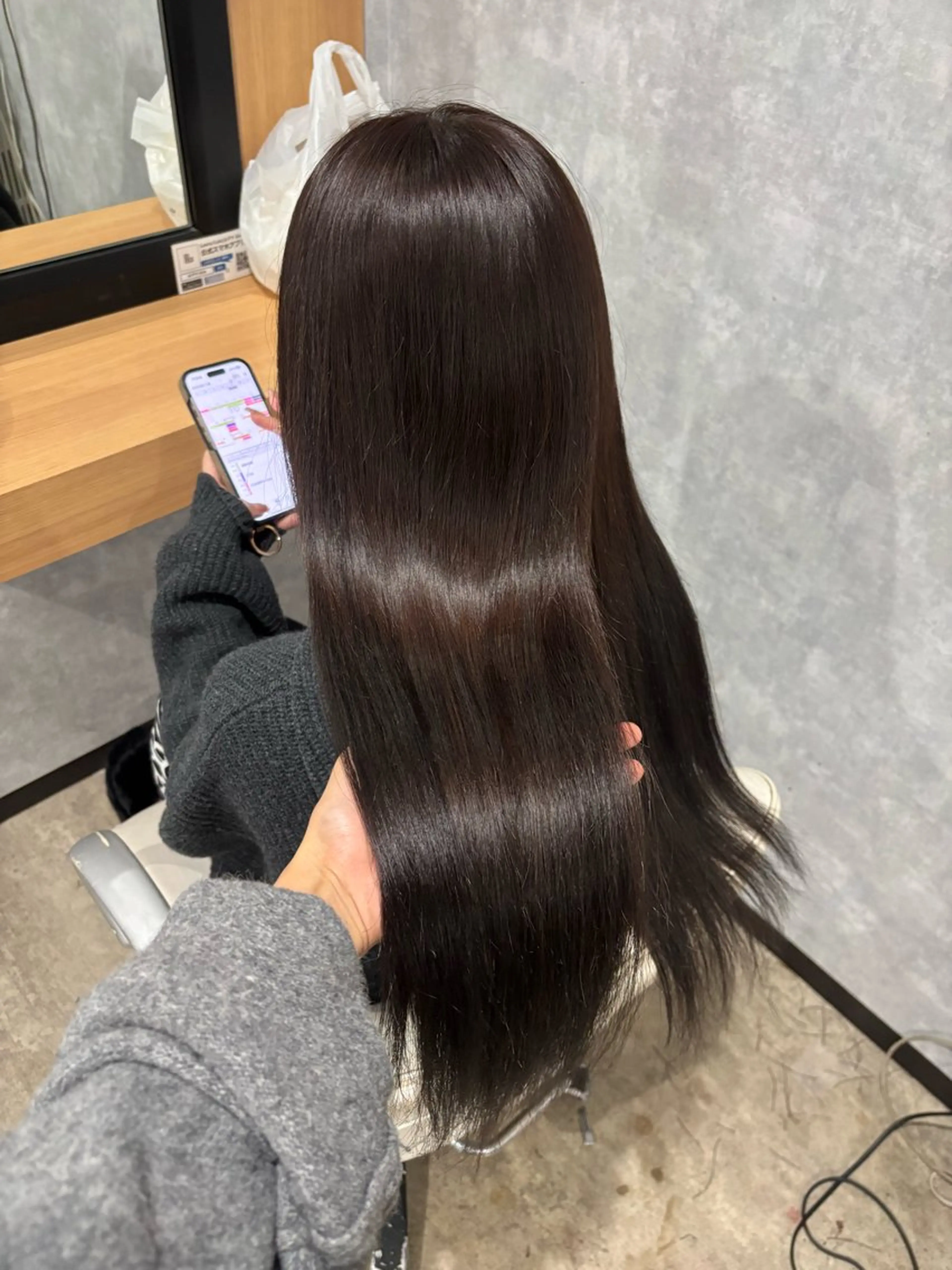 ロング カラー カット ヘアカラー トリートメント 🌐NATSUMI 🌐【寒色カラー】のヘアスタイル
