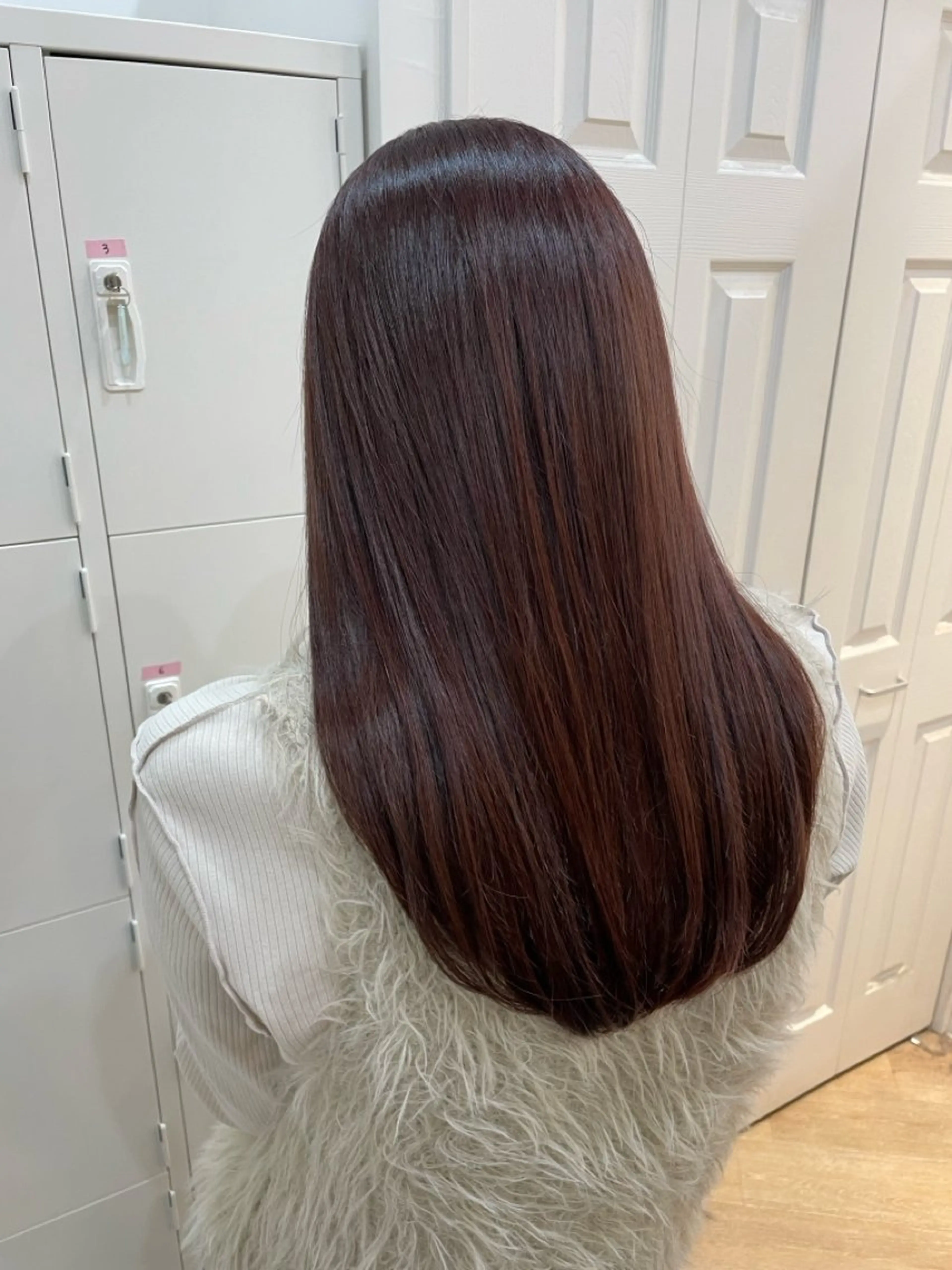 🪽平日限定🪽ブリーチなしダブルカラー + トリートメントの写真