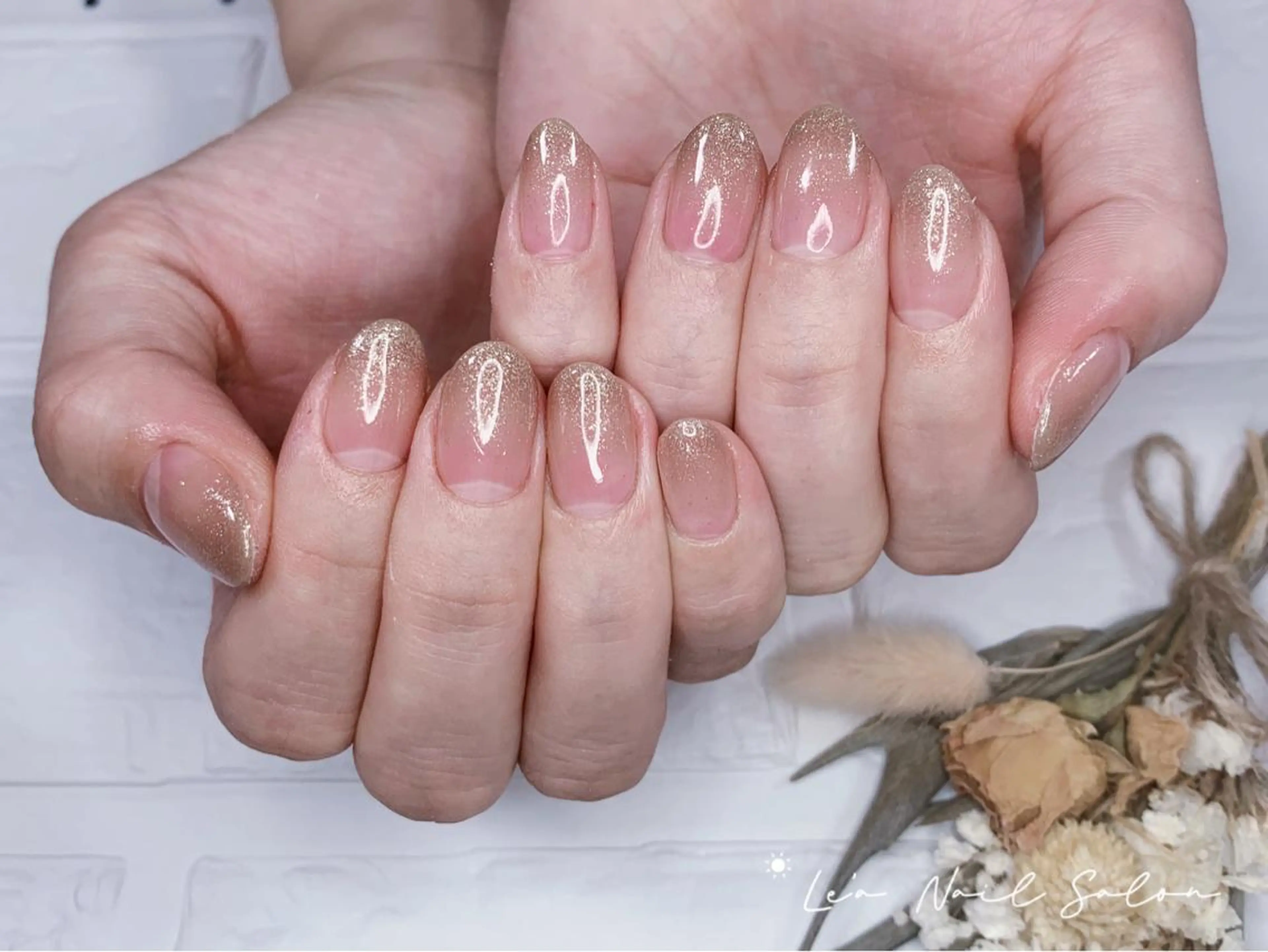 ショート カラー ネイル Le’a NailSalonのネイルデザイン
