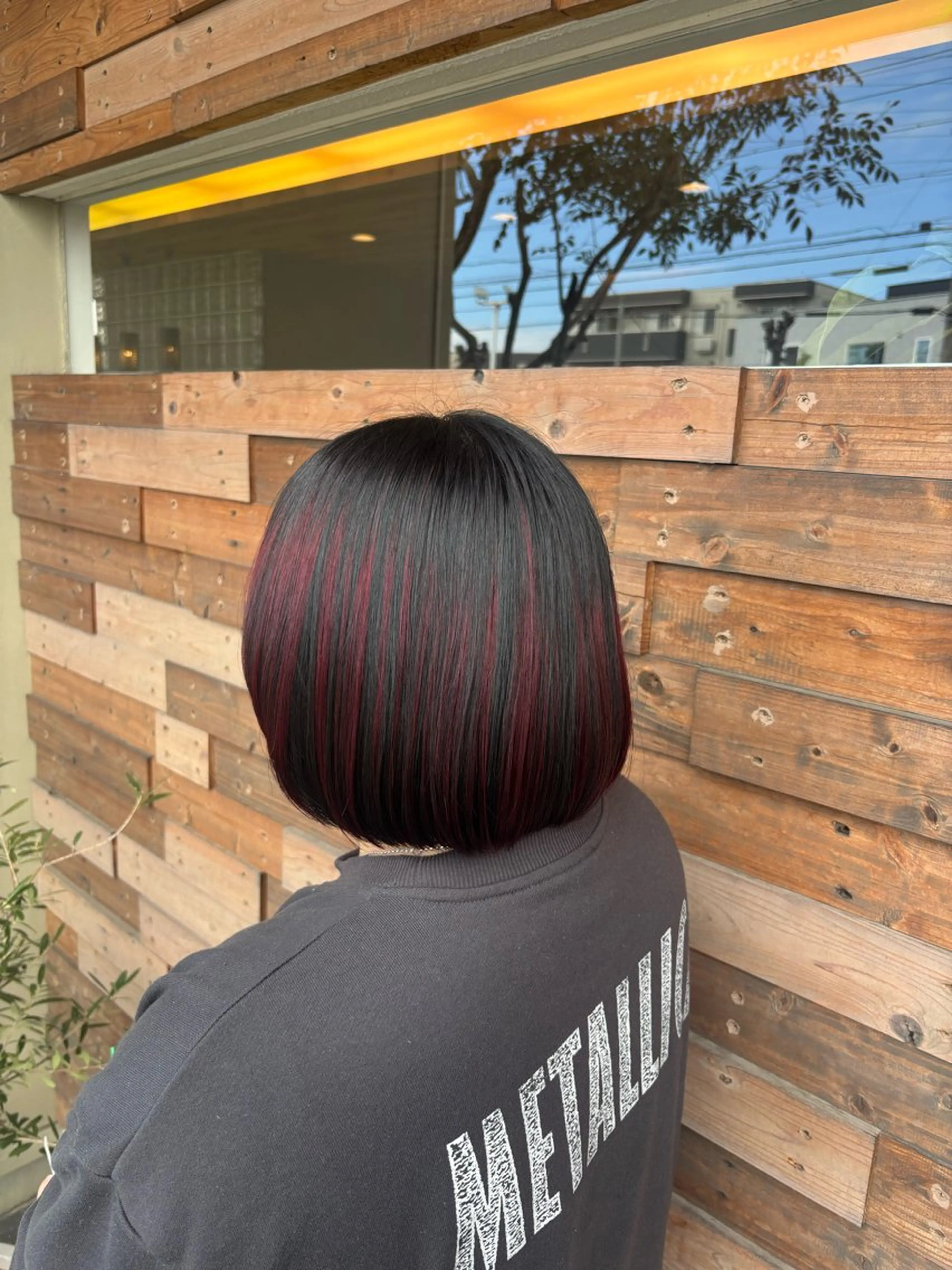 ショート カラー 佐藤 優里のヘアスタイル