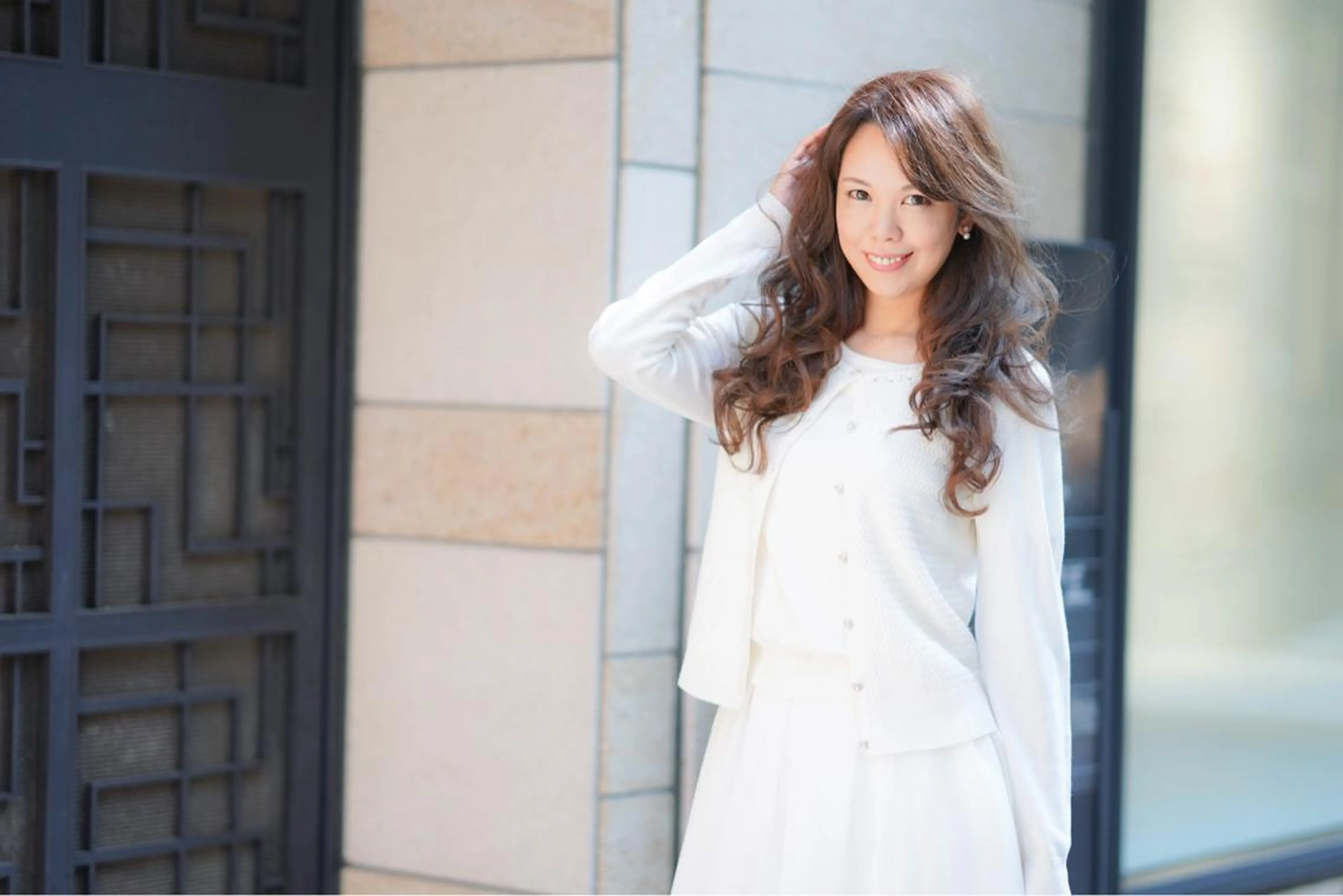 ロング 能登谷 きよのヘアスタイル