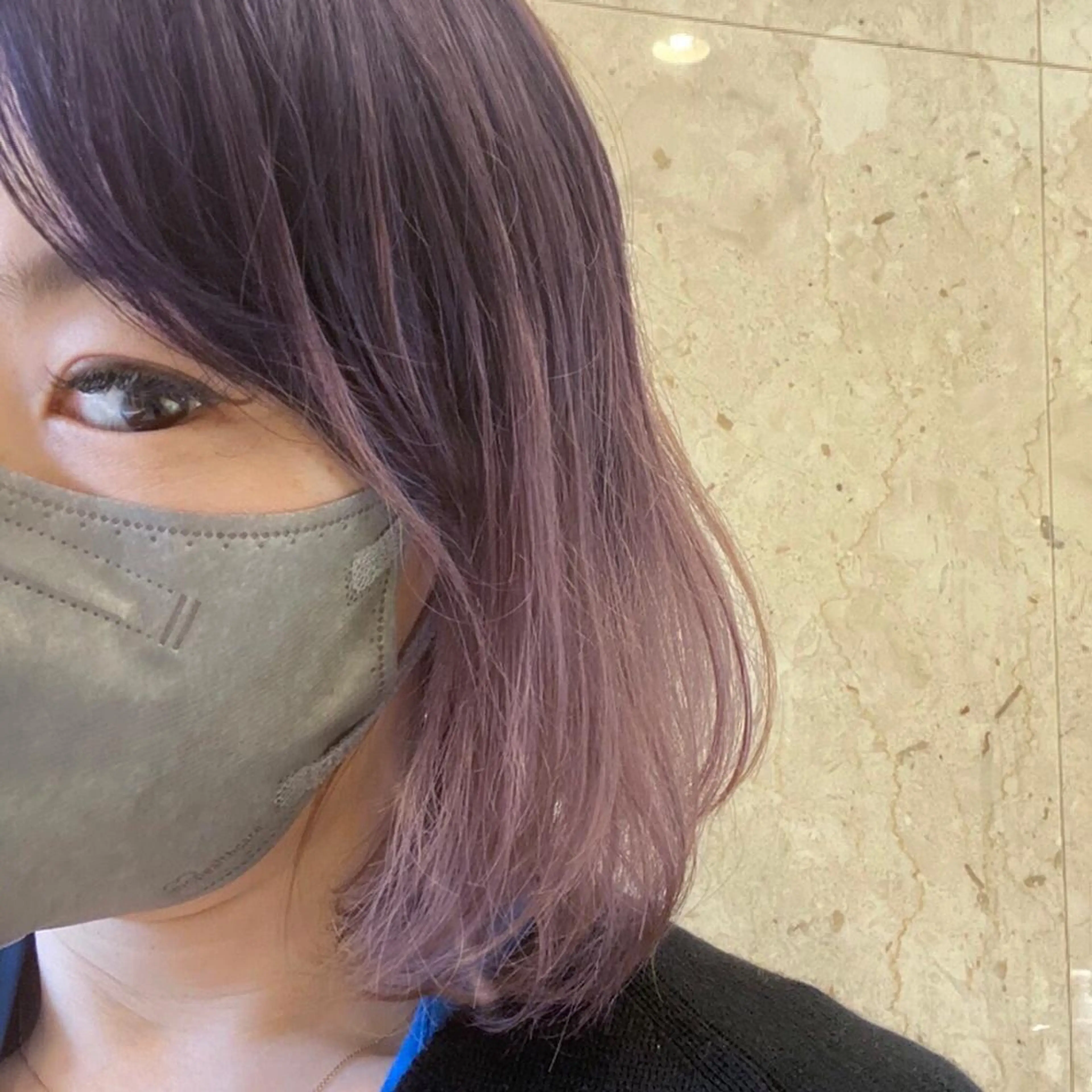 ミディアム レイヤーカット カット ヘアカラー トリートメント :::  gally :::のヘアスタイル